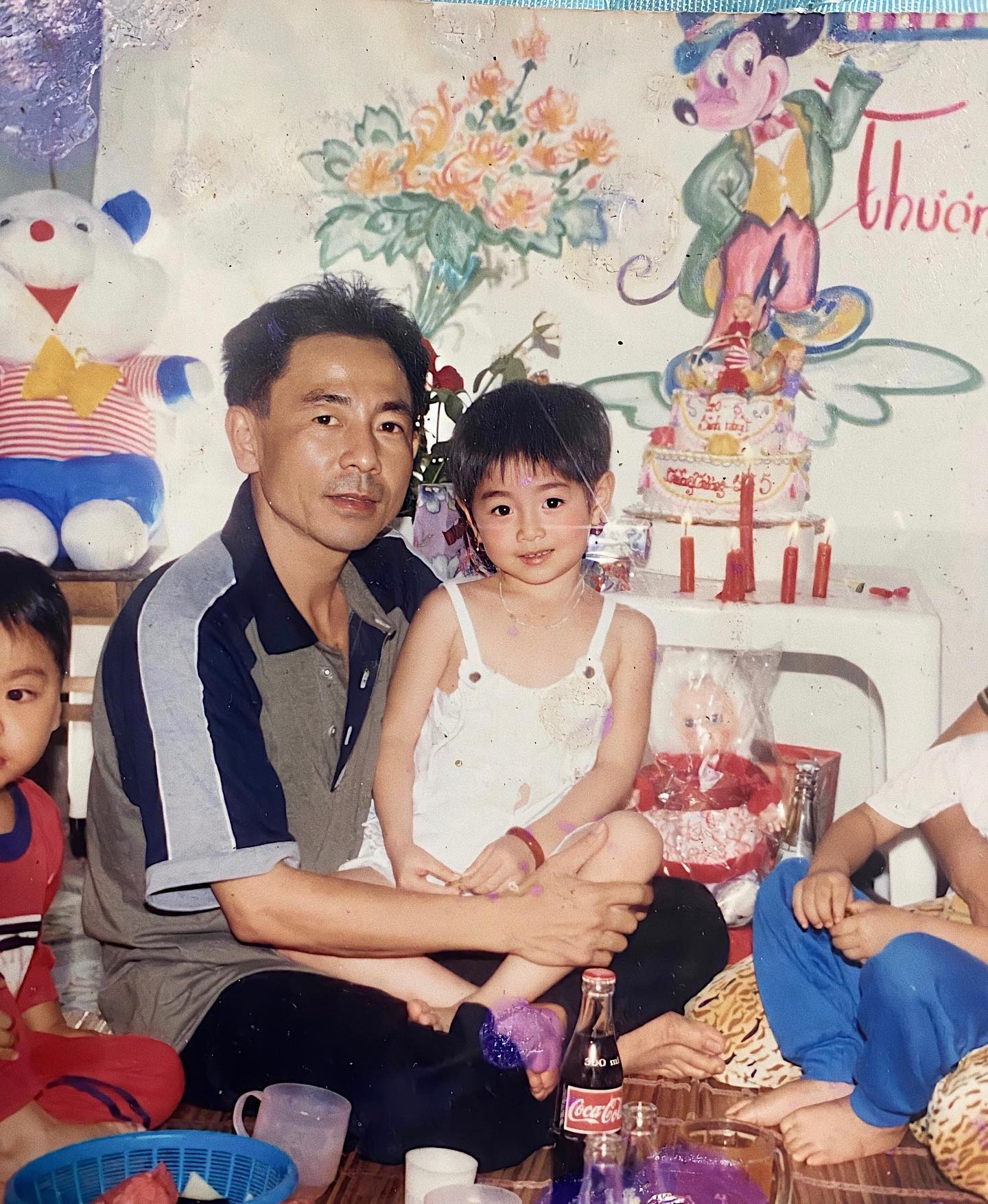 Mẹ 2 con từng l&agrave; "hot girl Thanh H&oacute;a" khiến khắp c&otilde;i mạng dậy s&oacute;ng: Nhan sắc 10 năm kh&ocirc;ng đổi, gen đẹp 3 đời l&agrave; c&oacute; thật- Ảnh 6.