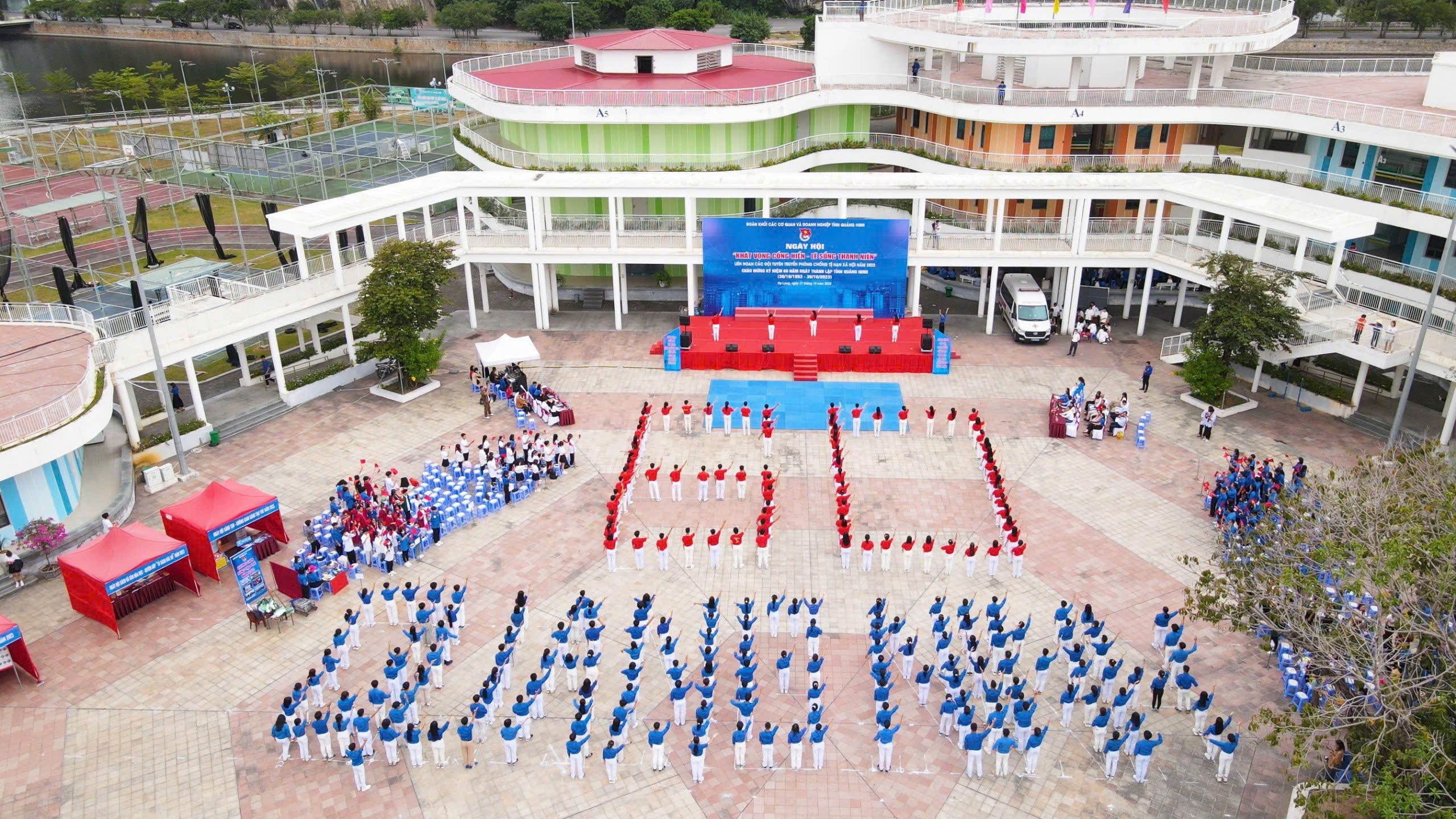 "Thủ lĩnh" thanh niên ở Quảng Ninh đề xuất giải pháp nâng cao hiệu quả giáo dục chính trị, tư tưởng, đạo đức, lối sống cho thế hệ trẻ trong thời đại số- Ảnh 3.