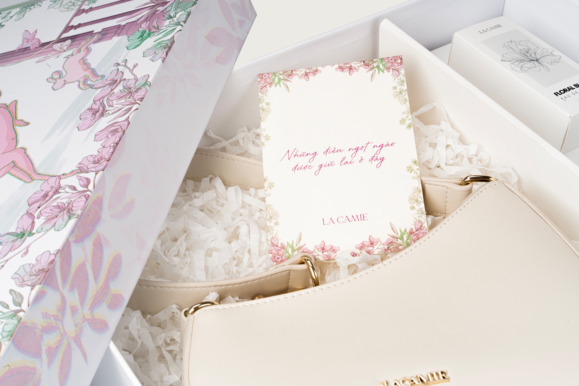 LA CAMIE: Thương hiệu gi&agrave;y d&eacute;p, t&uacute;i x&aacute;ch Việt &ldquo;mới toanh&rdquo; đi ngược d&ograve;ng fast-fashion?- Ảnh 3.