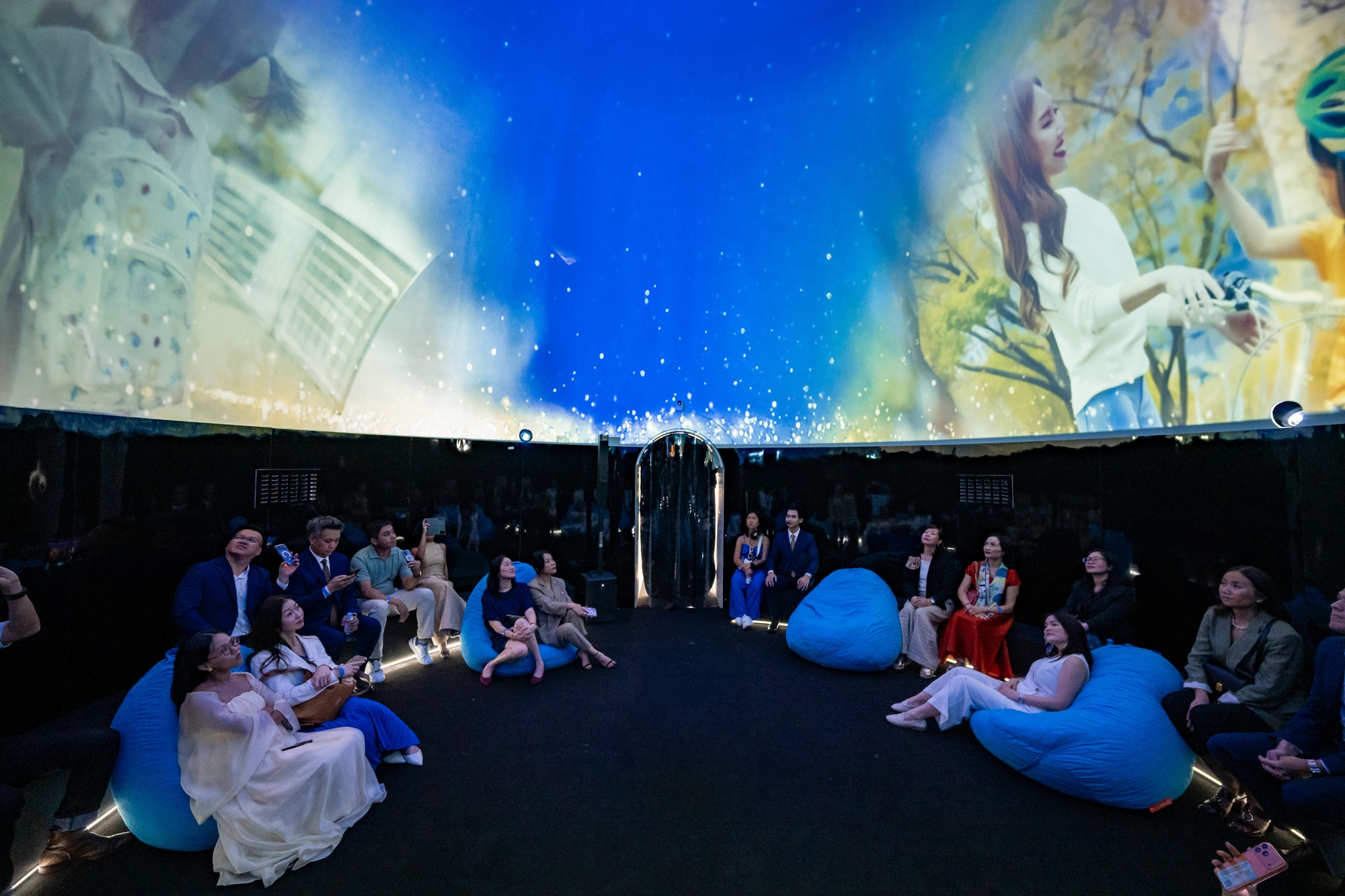 Danone lần đầu ti&ecirc;n mang &ldquo;Vũ trụ dưỡng chất One Aptamil&rdquo; tới Việt Nam- Ảnh 2.