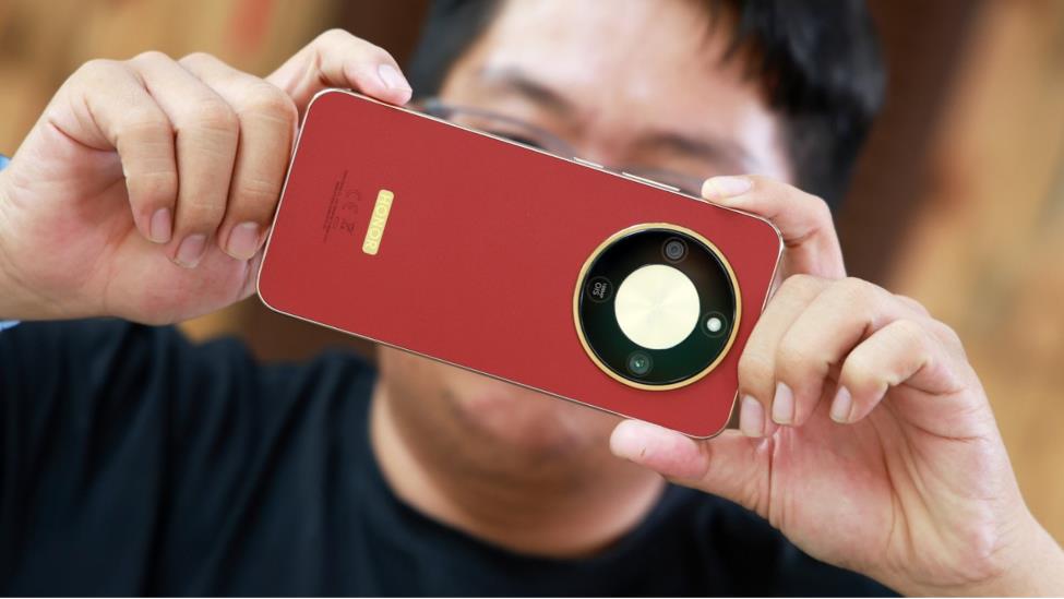 Mở b&aacute;n HONOR X9d &ldquo;bền bất bại&rdquo;: pin 8300mAh, m&aacute;y cực bền, gi&aacute; cực tốt- Ảnh 1.