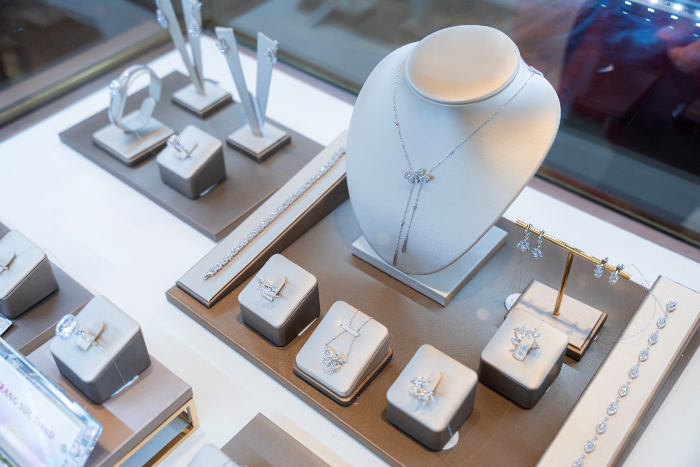 DOJI sắp tổ chức triển l&atilde;m trang sức &ldquo;Shining Show&rdquo; tại Hải Ph&ograve;ng- Ảnh 2.