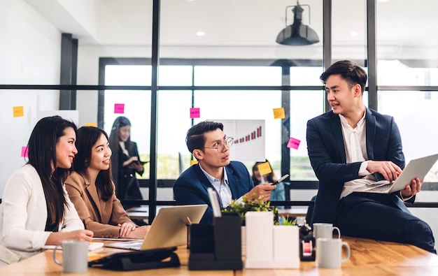 3 kiểu người sở hữu “quyền lực ngầm” chốn công sở: bạn thuộc kiểu nào?- Ảnh 3. 3 kiểu người sở hữu “quyền lực ngầm” chốn công sở: bạn thuộc kiểu nào?- Ảnh 3.