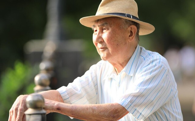 68 tuổi, lương hưu 21 triệu đồng nhưng chỉ nhận được hơn 4 triệu đồng, tôi bỗng nhận ra một sai lầm khiến bản thân hối hận cả đời- Ảnh 1. 68 tuổi, lương hưu 21 triệu đồng nhưng chỉ nhận được hơn 4 triệu đồng, tôi bỗng nhận ra một sai lầm khiến bản thân hối hận cả đời- Ảnh 1.