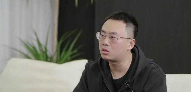Chàng trai kiếm hàng chục tỷ đồng/năm nhờ ‘đón sóng’ trí tuệ nhân tạo: ‘Thay vì sợ AI cướp việc, tôi biến Ai thành nhân viên chăm chỉ, tận tuỵ nhất!’
- Ảnh 1. Chàng trai kiếm hàng chục tỷ đồng/năm nhờ ‘đón sóng’ trí tuệ nhân tạo: ‘Thay vì sợ AI cướp việc, tôi biến Ai thành nhân viên chăm chỉ, tận tuỵ nhất!’
- Ảnh 1.