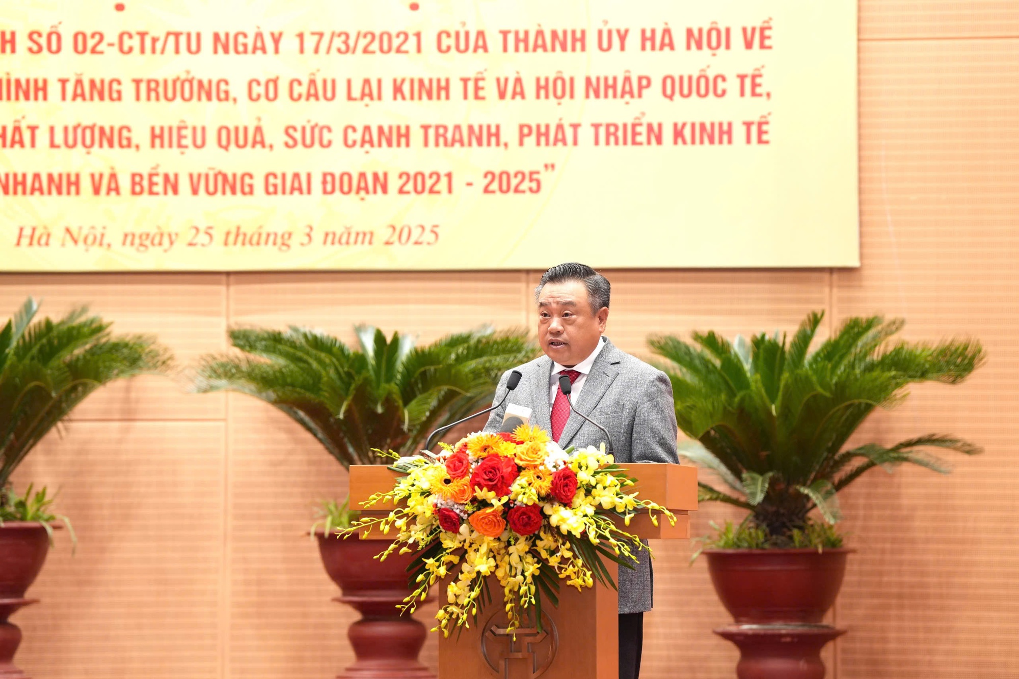 Chuyển đổi sang mô hình tăng trưởng dựa vào công nghệ- Ảnh 2. Chuyển đổi sang mô hình tăng trưởng dựa vào công nghệ- Ảnh 2.