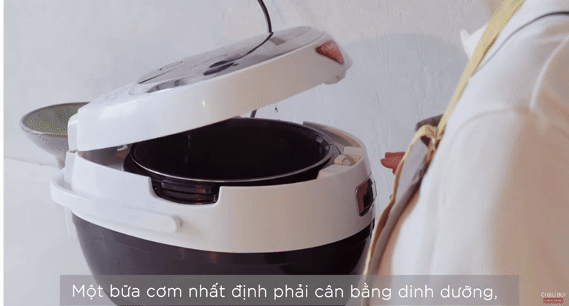 Muốn nấu cơm nhà ngon như Châu Bùi không thể thiếu "trợ thủ đắc lực" này, gia đình nào cũng nên đầu tư một cái trong căn bếp- Ảnh 5.