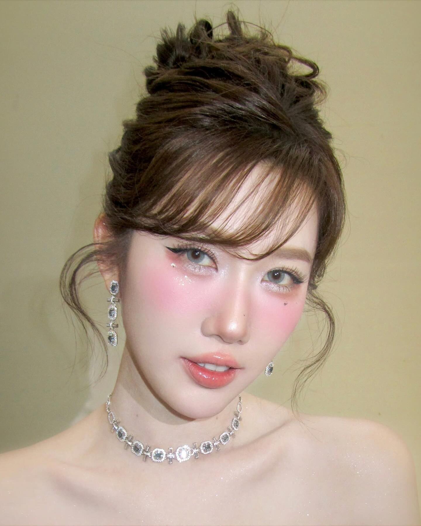 Mai Phương Thúy cũng có lúc phải làm nền cho 1 mỹ nhân- Ảnh 12. Mai Phương Thúy cũng có lúc phải làm nền cho 1 mỹ nhân- Ảnh 12.