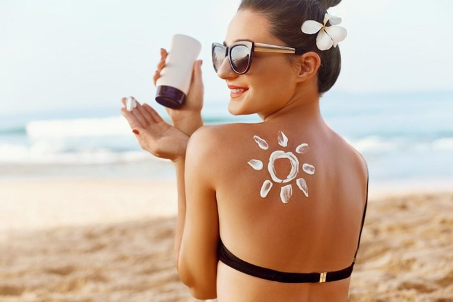 Ngay từ 20 tuổi phụ nữ nên duy trì 4 thói quen này để ngăn việc già đi quá nhanh, nuôi dưỡng collagen đến tuổi 50- Ảnh 2. Ngay từ 20 tuổi phụ nữ nên duy trì 4 thói quen này để ngăn việc già đi quá nhanh, nuôi dưỡng collagen đến tuổi 50- Ảnh 2.