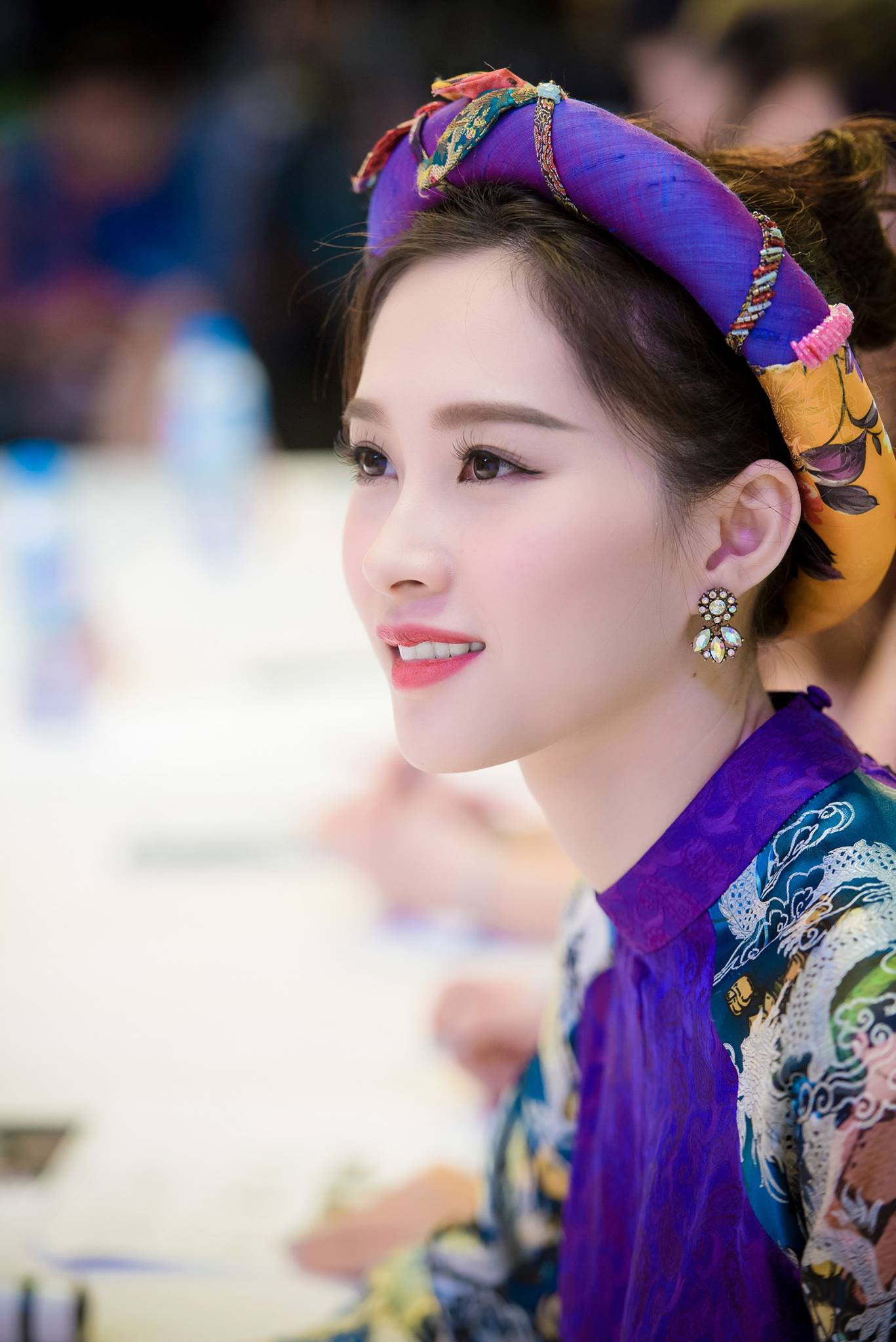 Hoa hậu Đặng Thu Thảo đi nghỉ lễ cũng không quên mang 4 bảo bối chống già, bảo sao da cứ trắng mịn bất chấp nắng cháy- Ảnh 2. Hoa hậu Đặng Thu Thảo đi nghỉ lễ cũng không quên mang 4 bảo bối chống già, bảo sao da cứ trắng mịn bất chấp nắng cháy- Ảnh 2.