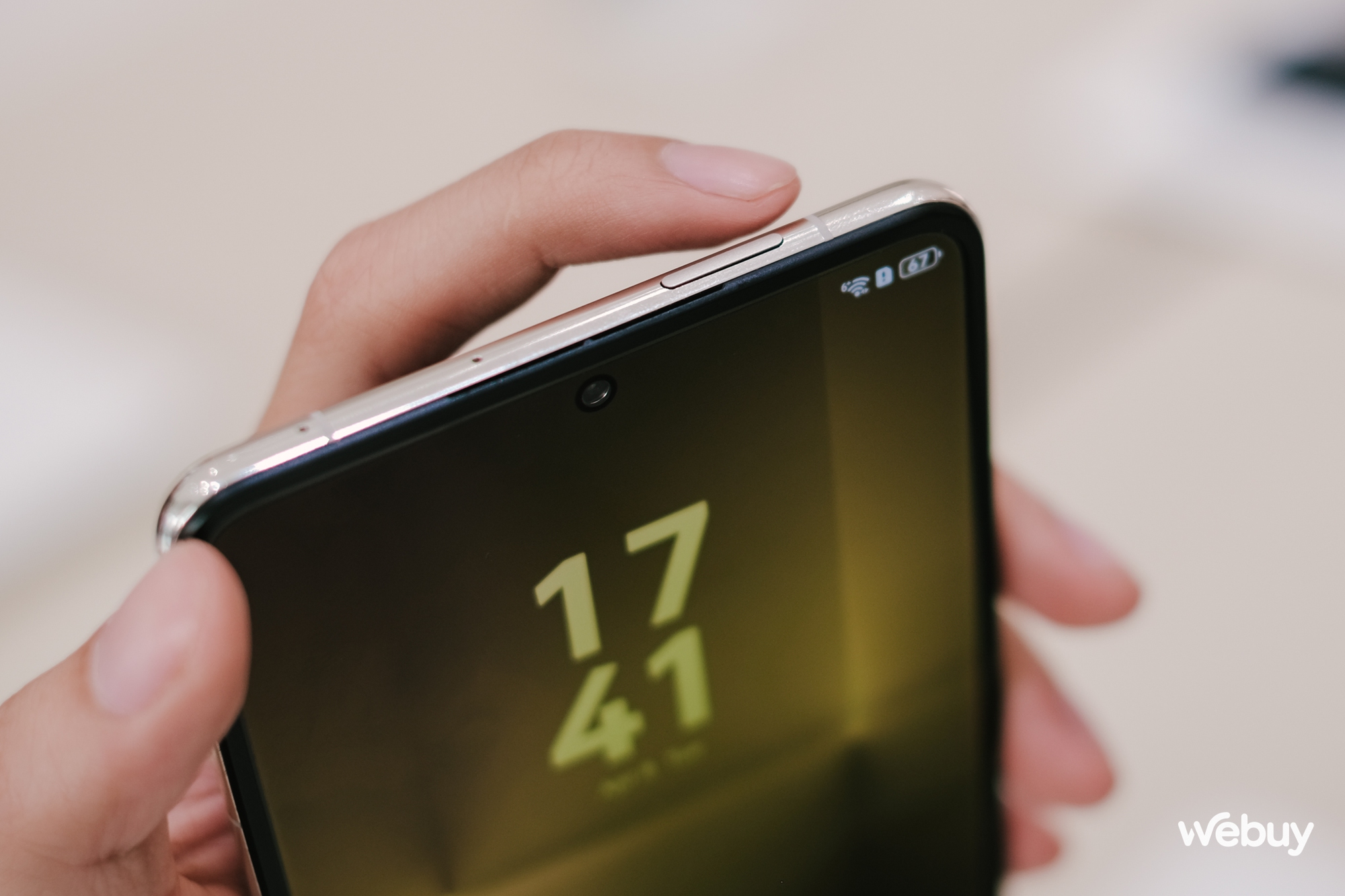 Trên tay smartphone gập độc dị nhất thế giới chỉ Huawei làm được: Thiết kế như máy đọc sách, chụp ảnh cực đẹp, giá như được mang về bán chính hãng!- Ảnh 9. Trên tay smartphone gập độc dị nhất thế giới chỉ Huawei làm được: Thiết kế như máy đọc sách, chụp ảnh cực đẹp, giá như được mang về bán chính hãng!- Ảnh 9.