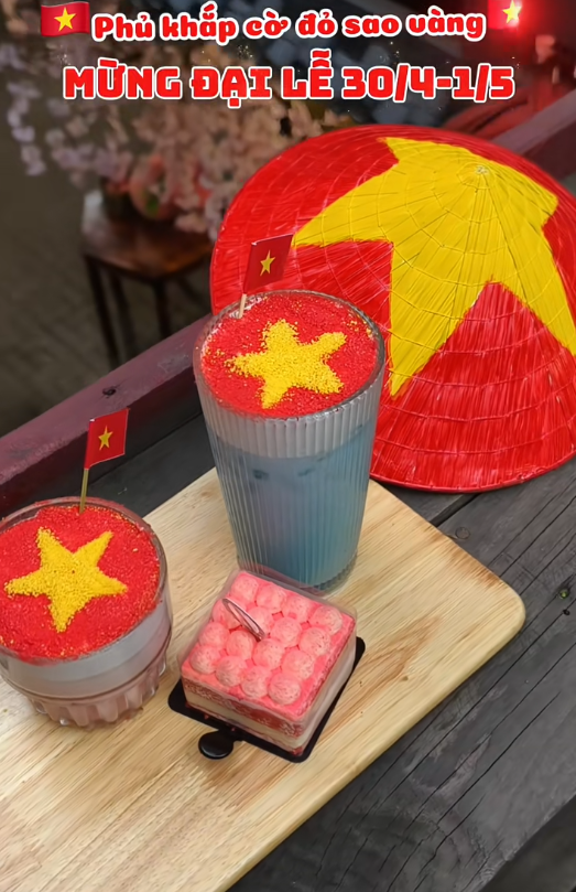 "Cà phê yêu nước" thành trend dịp kỷ niệm 50 năm thống nhất đất nước, nhiều quán chuẩn bị sẵn cờ và trang phục để khách chụp ảnh check-in- Ảnh 29. "Cà phê yêu nước" thành trend dịp kỷ niệm 50 năm thống nhất đất nước, nhiều quán chuẩn bị sẵn cờ và trang phục để khách chụp ảnh check-in- Ảnh 29.