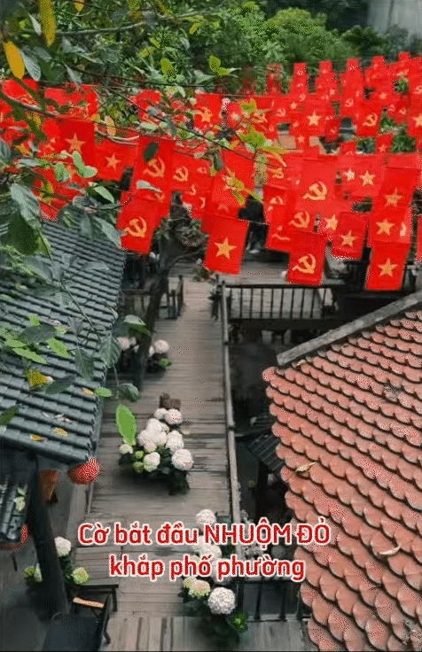 "Cà phê yêu nước" thành trend dịp kỷ niệm 50 năm thống nhất đất nước, nhiều quán chuẩn bị sẵn cờ và trang phục để khách chụp ảnh check-in- Ảnh 26. "Cà phê yêu nước" thành trend dịp kỷ niệm 50 năm thống nhất đất nước, nhiều quán chuẩn bị sẵn cờ và trang phục để khách chụp ảnh check-in- Ảnh 26.