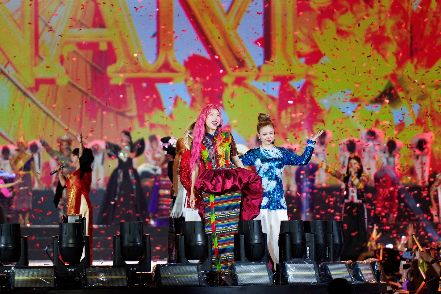 Điều đáng nhớ hơn những “vụn vặt” tại Chị Đẹp Concert- Ảnh 3.