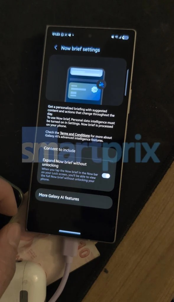 One UI 7 chưa triển khai xong, One UI 8 đã có ảnh trên tay: Dựa trên Android 16, sẽ cài sẵn trên Galaxy Z Fold7 và Z Flip7- Ảnh 8. One UI 7 chưa triển khai xong, One UI 8 đã có ảnh trên tay: Dựa trên Android 16, sẽ cài sẵn trên Galaxy Z Fold7 và Z Flip7- Ảnh 8.