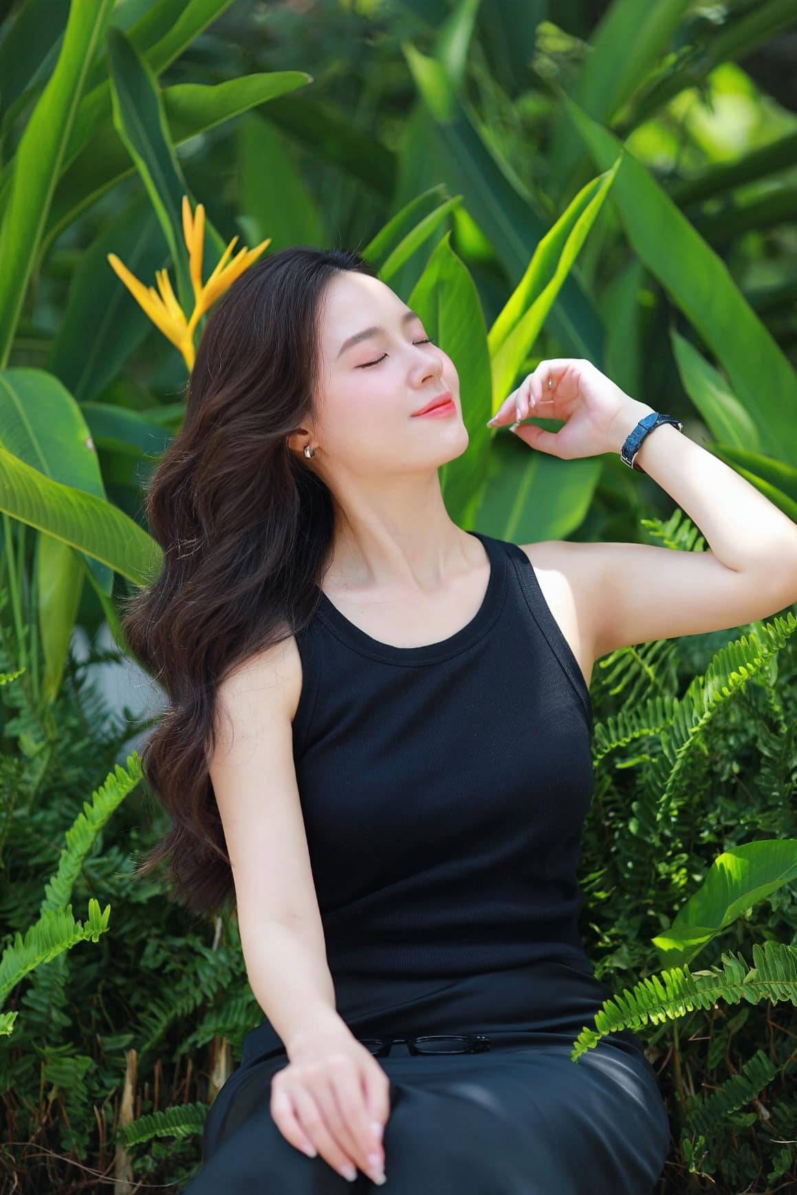 Midu tuổi 36 nhưng da căng mọng như em bé, mới đây kết thân 1 kiểu làm đẹp- Ảnh 5. Midu tuổi 36 nhưng da căng mọng như em bé, mới đây kết thân 1 kiểu làm đẹp- Ảnh 5.