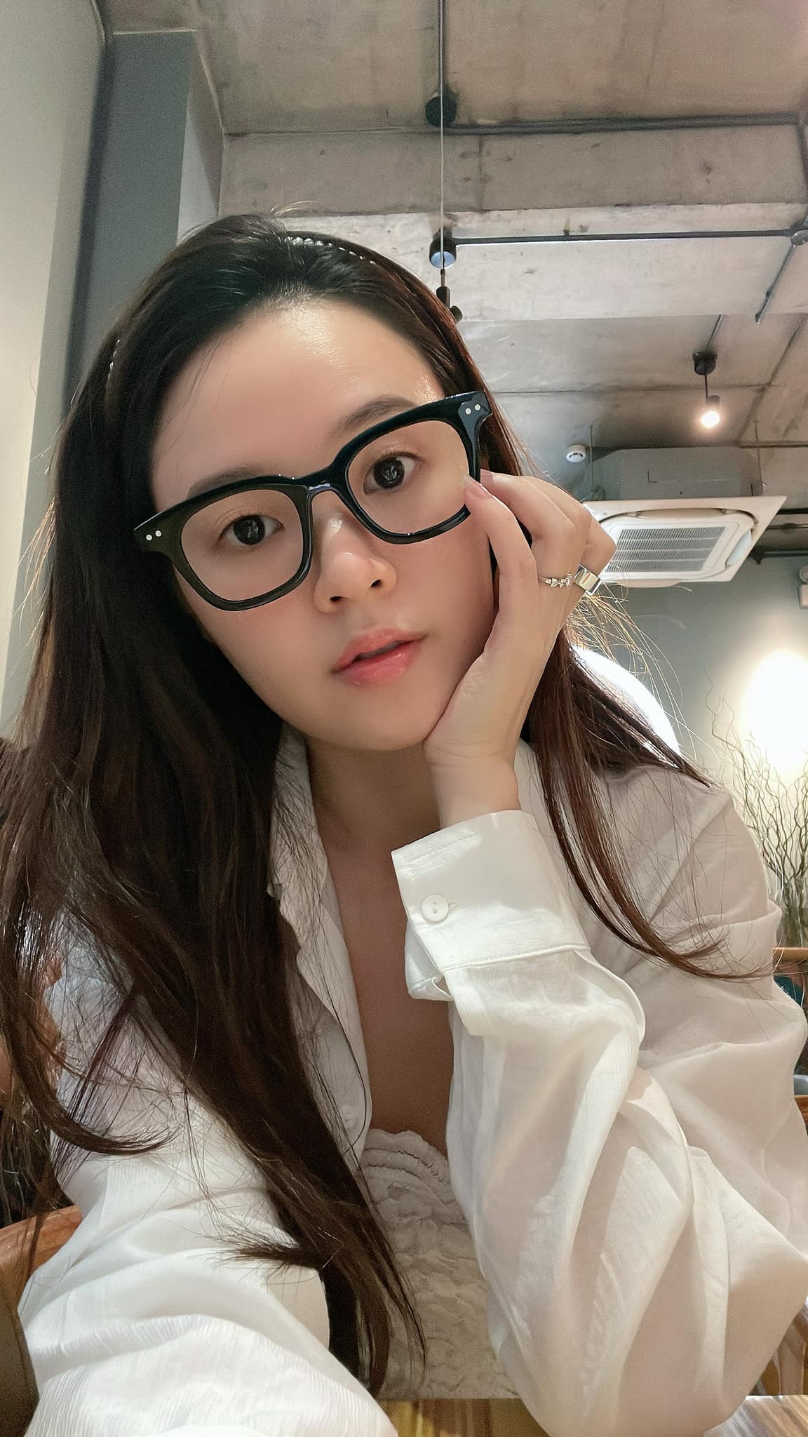Midu tuổi 36 nhưng da căng mọng như em bé, mới đây kết thân 1 kiểu làm đẹp- Ảnh 6. Midu tuổi 36 nhưng da căng mọng như em bé, mới đây kết thân 1 kiểu làm đẹp- Ảnh 6.
