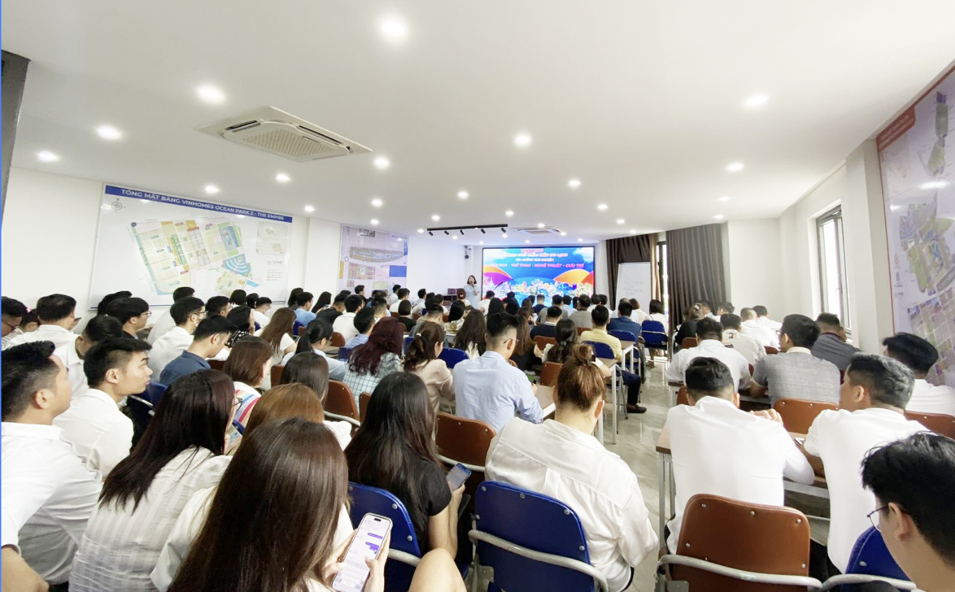 VHS Group: Vươn tầm vị thế hàng đầu thị trường bất động sản Quý I/2025- Ảnh 2. VHS Group: Vươn tầm vị thế hàng đầu thị trường bất động sản Quý I/2025- Ảnh 2.