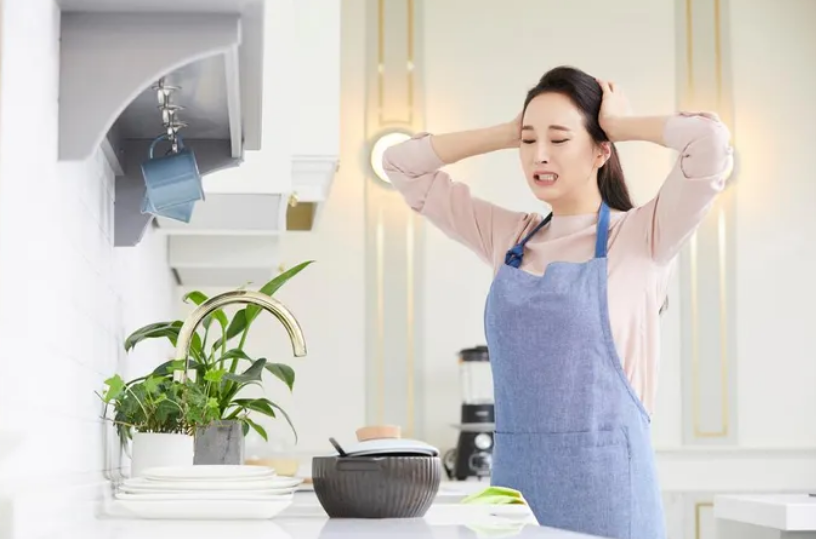 Giúp việc đòi tăng lương một cách khéo léo khiến chủ nhà không thể từ chối, chỉ có thể nghiến răng trả thêm tiền- Ảnh 1. Giúp việc đòi tăng lương một cách khéo léo khiến chủ nhà không thể từ chối, chỉ có thể nghiến răng trả thêm tiền- Ảnh 1.