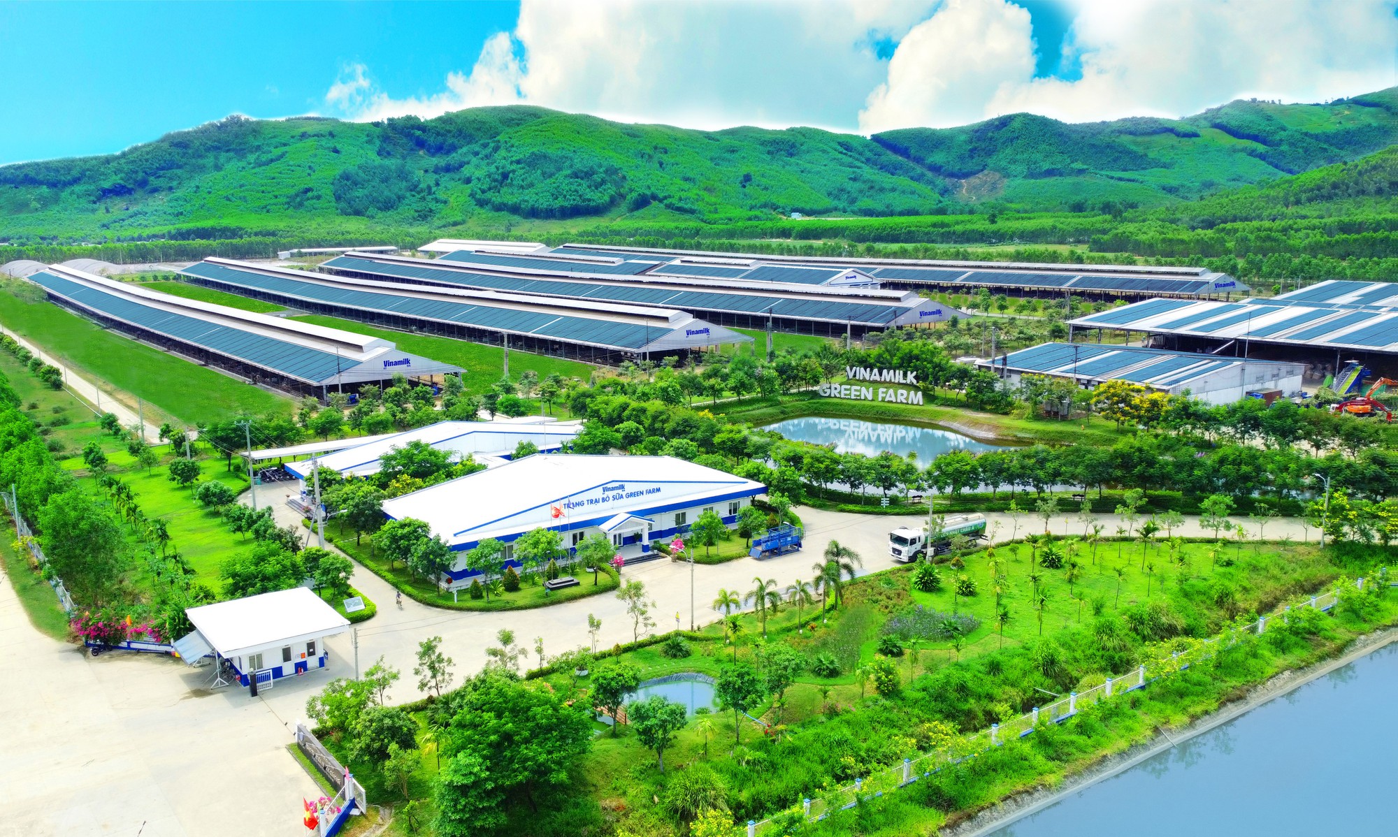 Vinamilk - Thương hiệu mang đậm “bản sắc” Thành phố Hồ Chí Minh- Ảnh 2. Vinamilk - Thương hiệu mang đậm “bản sắc” Thành phố Hồ Chí Minh- Ảnh 2.