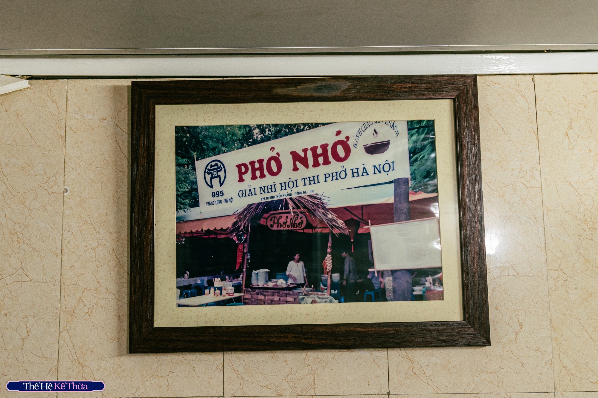 Chuyện về người phụ nữ nối nghiệp quán phở Nhớ nức tiếng Hà Nội: Cả thanh xuân gắn liền với món phở, không ngần ngại sáng tạo những điều mới- Ảnh 22. Chuyện về người phụ nữ nối nghiệp quán phở Nhớ nức tiếng Hà Nội: Cả thanh xuân gắn liền với món phở, không ngần ngại sáng tạo những điều mới- Ảnh 22.