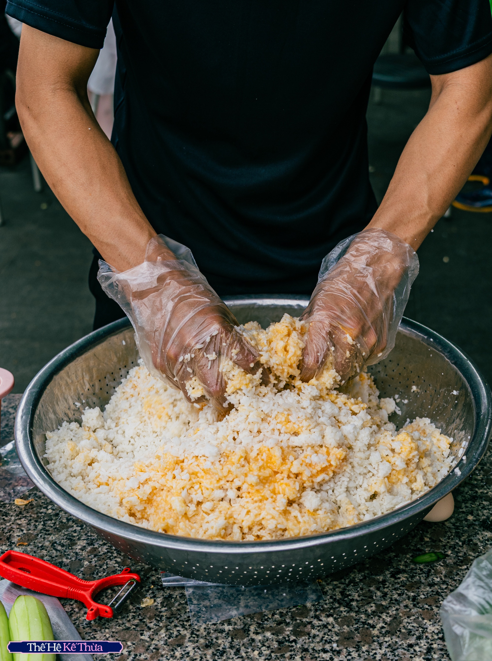 Chuyện về người phụ nữ nối nghiệp quán phở Nhớ nức tiếng Hà Nội: Cả thanh xuân gắn liền với món phở, không ngần ngại sáng tạo những điều mới- Ảnh 12. Chuyện về người phụ nữ nối nghiệp quán phở Nhớ nức tiếng Hà Nội: Cả thanh xuân gắn liền với món phở, không ngần ngại sáng tạo những điều mới- Ảnh 12.