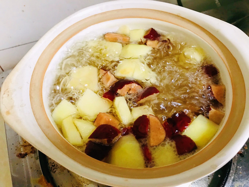 1 quả táo, 4 cách chế biến: Dễ làm, đều đặn uống có thể giúp dưỡng gan, bổ khí huyết, đẹp da và điều hòa tỳ vị- Ảnh 2. 1 quả táo, 4 cách chế biến: Dễ làm, đều đặn uống có thể giúp dưỡng gan, bổ khí huyết, đẹp da và điều hòa tỳ vị- Ảnh 2.