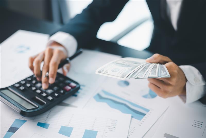 Thực hư lương nhân viên công ty bảo hiểm hơn 100 triệu/tháng?- Ảnh 1. Thực hư lương nhân viên công ty bảo hiểm hơn 100 triệu/tháng?- Ảnh 1.