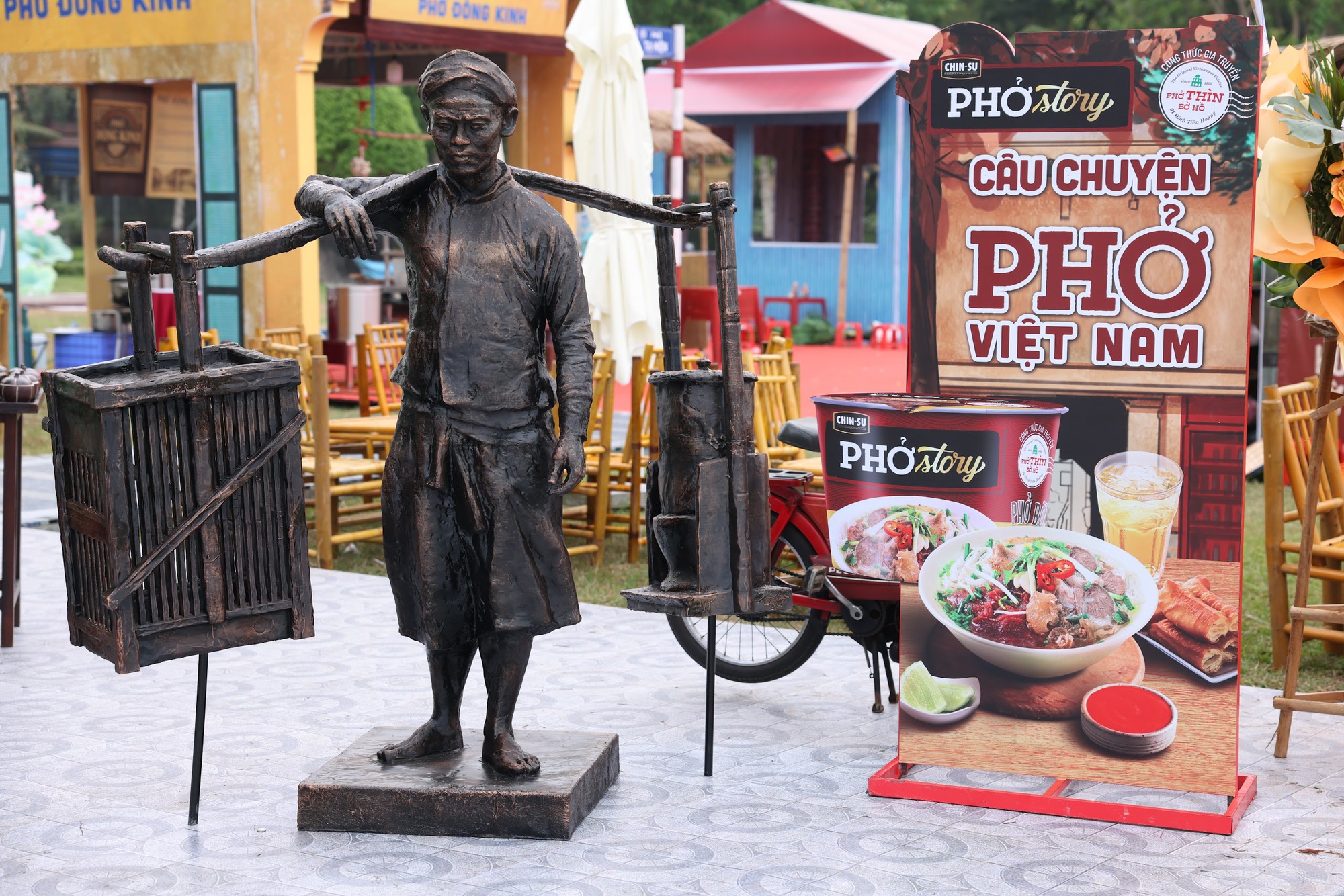 Festival Phở Việt 2025: Ngày hội tôn vinh tinh hoa Phở Việt, gìn giữ và quảng bá di sản trong kỷ nguyên số- Ảnh 8. Festival Phở Việt 2025: Ngày hội tôn vinh tinh hoa Phở Việt, gìn giữ và quảng bá di sản trong kỷ nguyên số- Ảnh 8.