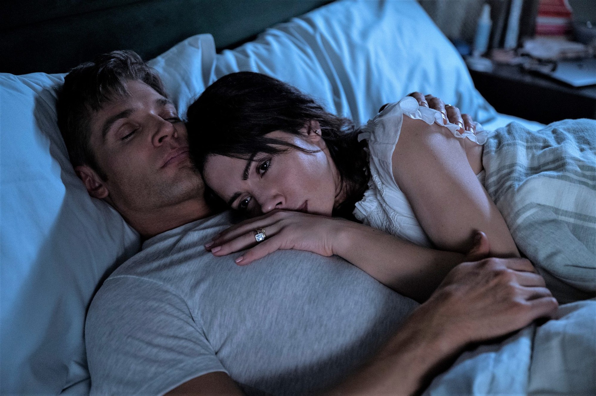 Xem phim "Sex Life", tôi ngỡ ngàng nhận ra lý do vợ đưa đơn ly hôn: Cứ tưởng hôn nhân tốt đẹp, vì điều này mà dẫn đến tổn thương- Ảnh 1. Xem phim "Sex Life", tôi ngỡ ngàng nhận ra lý do vợ đưa đơn ly hôn: Cứ tưởng hôn nhân tốt đẹp, vì điều này mà dẫn đến tổn thương- Ảnh 1.