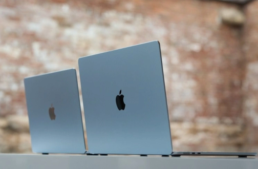 "Món hời" khi mua MacBook Air M4, iPad Air M3 tại Việt Nam- Ảnh 1. "Món hời" khi mua MacBook Air M4, iPad Air M3 tại Việt Nam- Ảnh 1.