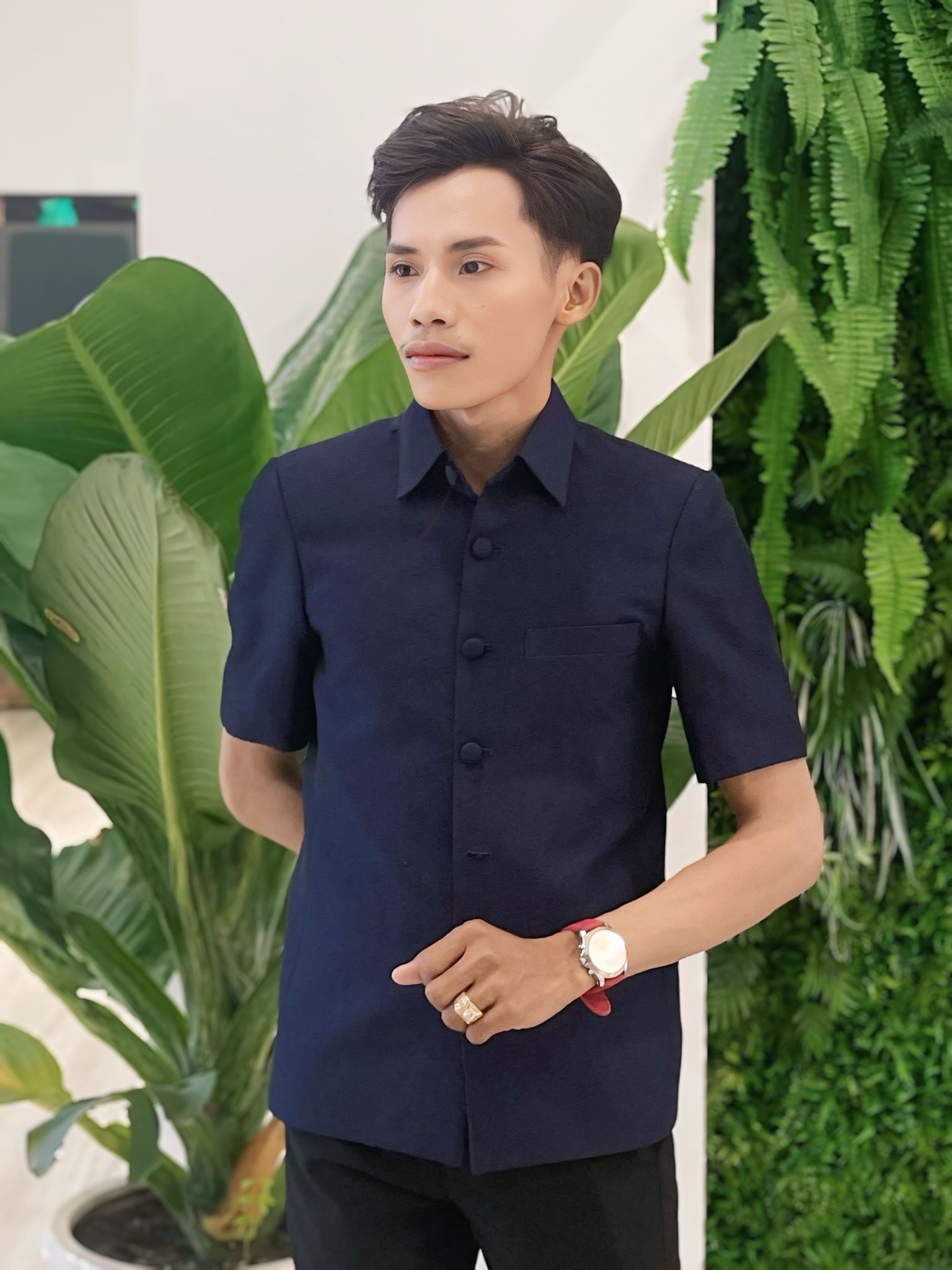 Diện mạo mới của chàng trai hot nhất Nam vương Campuchia sau khi Diện mạo mới của chàng trai hot nhất Nam vương Campuchia sau khi