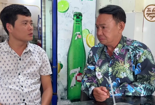 Nam nghệ sĩ làm bưng bê quán cơm: "Tôi mua miếng đất đó không phải xây nhà mà xây mộ cho tôi"- Ảnh 2. Nam nghệ sĩ làm bưng bê quán cơm: "Tôi mua miếng đất đó không phải xây nhà mà xây mộ cho tôi"- Ảnh 2.