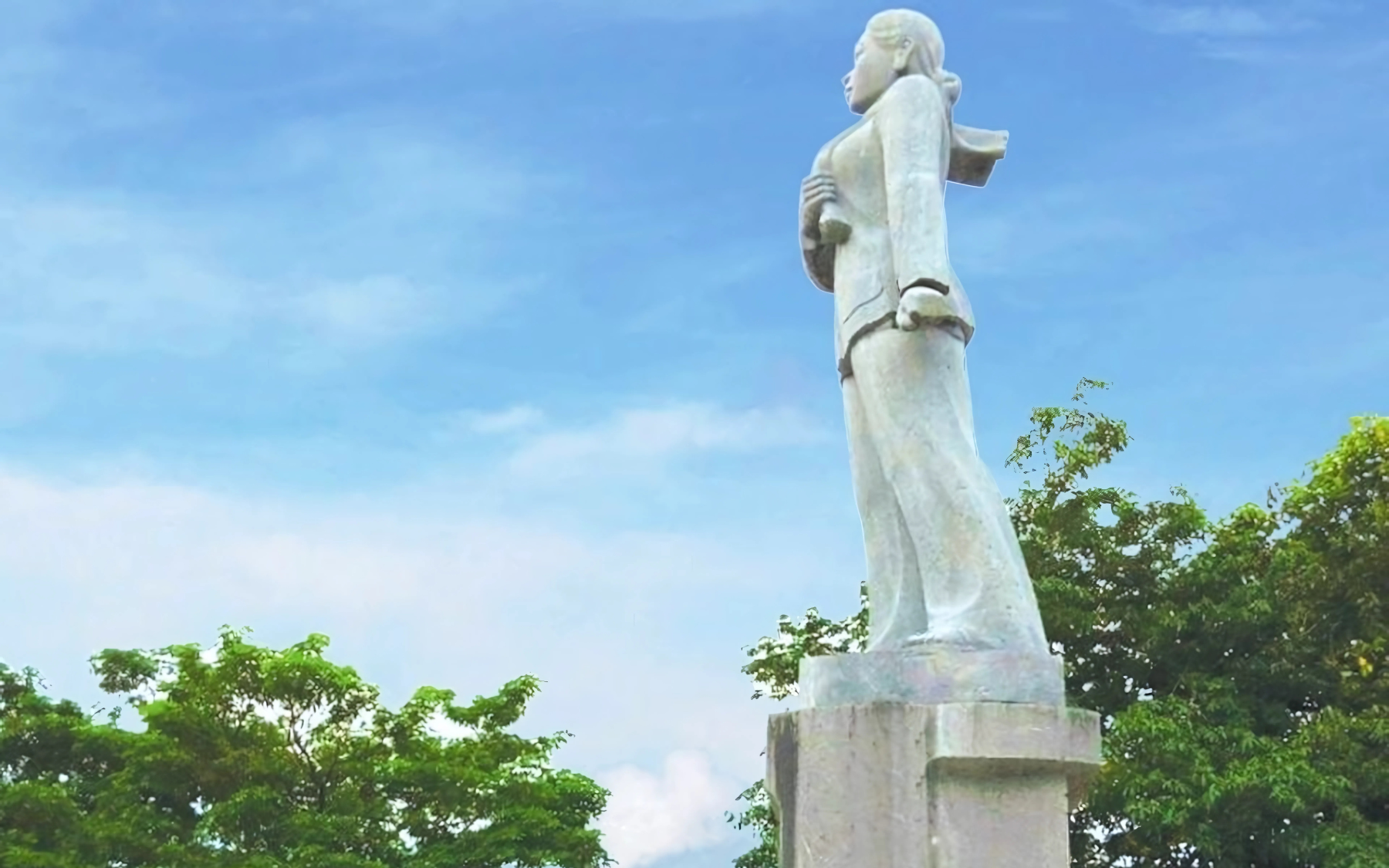 Xúc động thơ gửi con trai của nữ Anh hùng liệt sĩ Lê Thị Riêng: "Tôi ước mơ một ngày xuân thống nhất. Được gặp con, được ôm ấp vỗ về"- Ảnh 3. Xúc động thơ gửi con trai của nữ Anh hùng liệt sĩ Lê Thị Riêng: "Tôi ước mơ một ngày xuân thống nhất. Được gặp con, được ôm ấp vỗ về"- Ảnh 3.