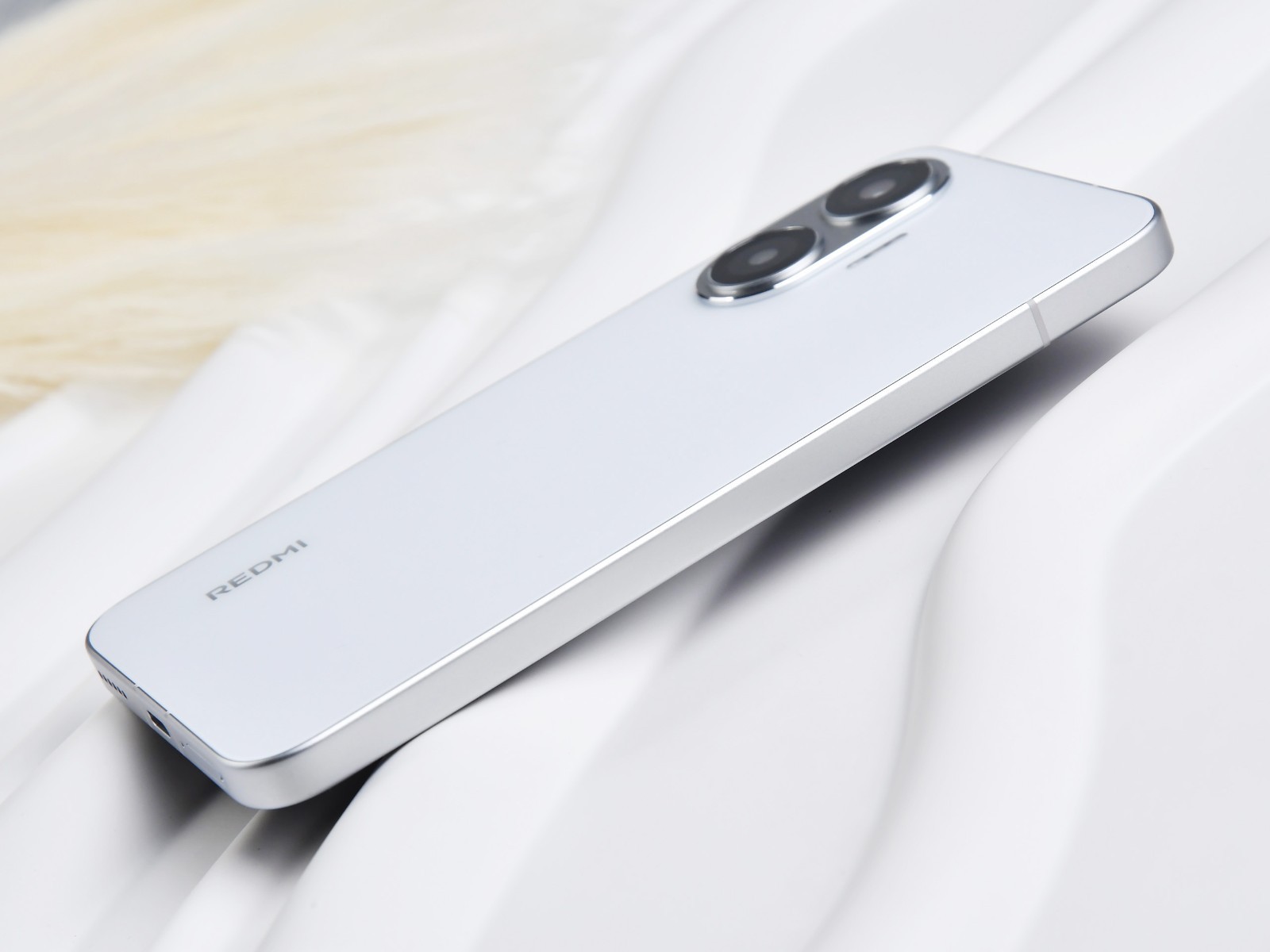 Ngắm kỹ điện thoại mới của Xiaomi: Pin khủng 7.550mAh "phá đảo" phân khúc, chip Snapdragon 8s Gen 4 cực mạnh, chống nước IP69, giá cực ngon- Ảnh 8. Ngắm kỹ điện thoại mới của Xiaomi: Pin khủng 7.550mAh "phá đảo" phân khúc, chip Snapdragon 8s Gen 4 cực mạnh, chống nước IP69, giá cực ngon- Ảnh 8.