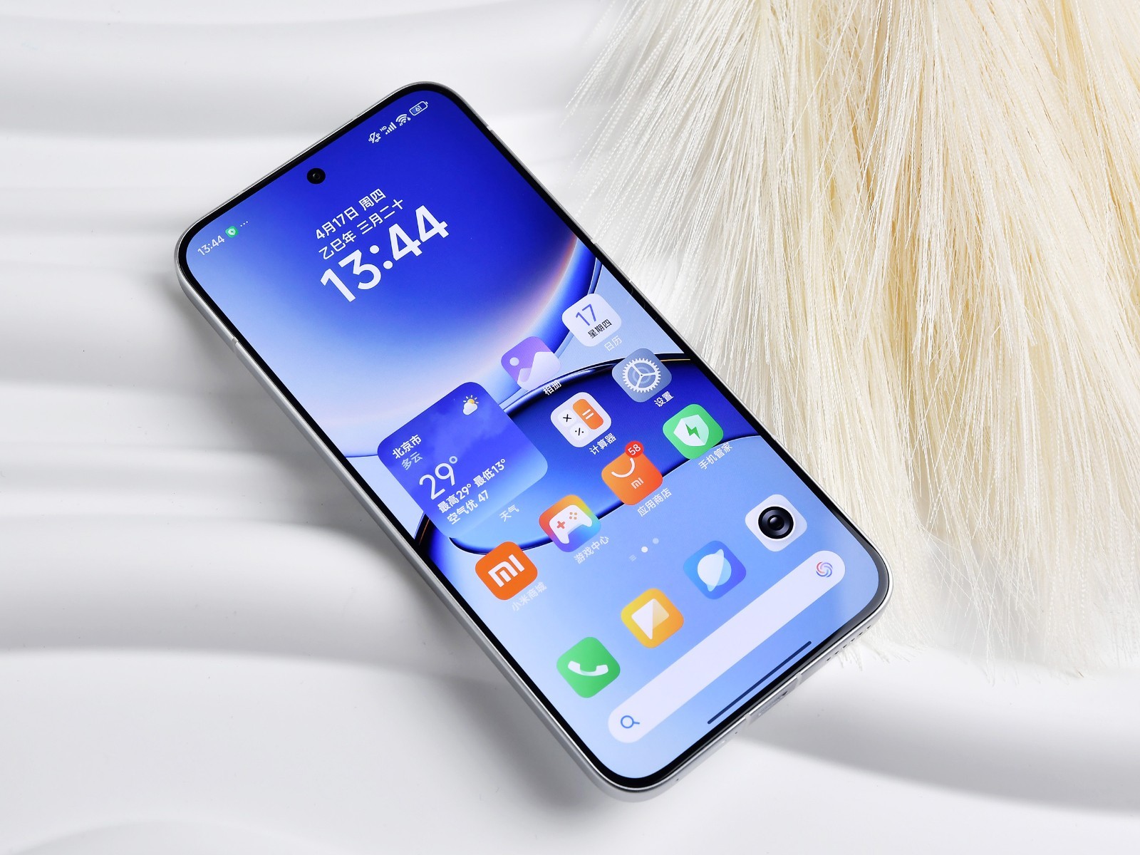 Ngắm kỹ điện thoại mới của Xiaomi: Pin khủng 7.550mAh "phá đảo" phân khúc, chip Snapdragon 8s Gen 4 cực mạnh, chống nước IP69, giá cực ngon- Ảnh 7. Ngắm kỹ điện thoại mới của Xiaomi: Pin khủng 7.550mAh "phá đảo" phân khúc, chip Snapdragon 8s Gen 4 cực mạnh, chống nước IP69, giá cực ngon- Ảnh 7.