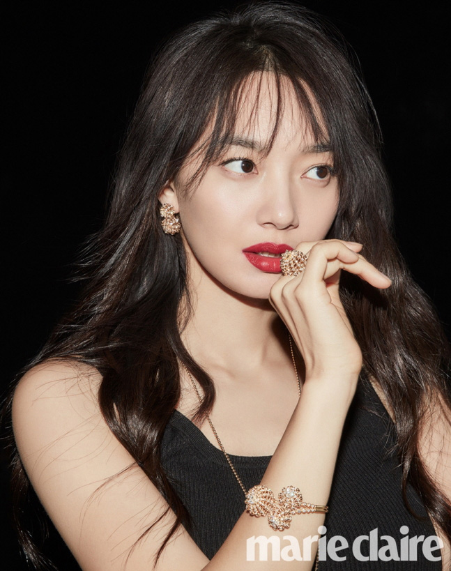 Shin Min Ah 15 năm "không già đi" khiến fan "phát sốt", buổi sáng không bao giờ quên làm việc này bảo sao cứ trẻ mãi- Ảnh 5. Shin Min Ah 15 năm "không già đi" khiến fan "phát sốt", buổi sáng không bao giờ quên làm việc này bảo sao cứ trẻ mãi- Ảnh 5.
