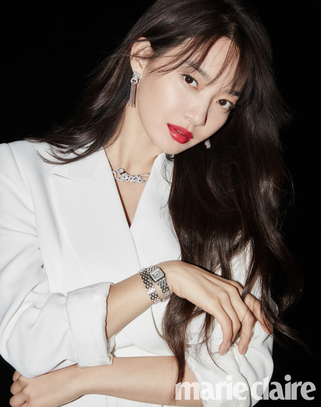 Shin Min Ah 15 năm "không già đi" khiến fan "phát sốt", buổi sáng không bao giờ quên làm việc này bảo sao cứ trẻ mãi- Ảnh 6. Shin Min Ah 15 năm "không già đi" khiến fan "phát sốt", buổi sáng không bao giờ quên làm việc này bảo sao cứ trẻ mãi- Ảnh 6.