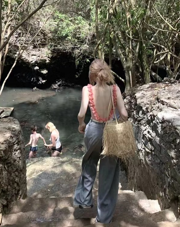 7 mẫu bikini "đốt cháy" mùa hè, slay thì thôi nhé!- Ảnh 8. 7 mẫu bikini "đốt cháy" mùa hè, slay thì thôi nhé!- Ảnh 8.