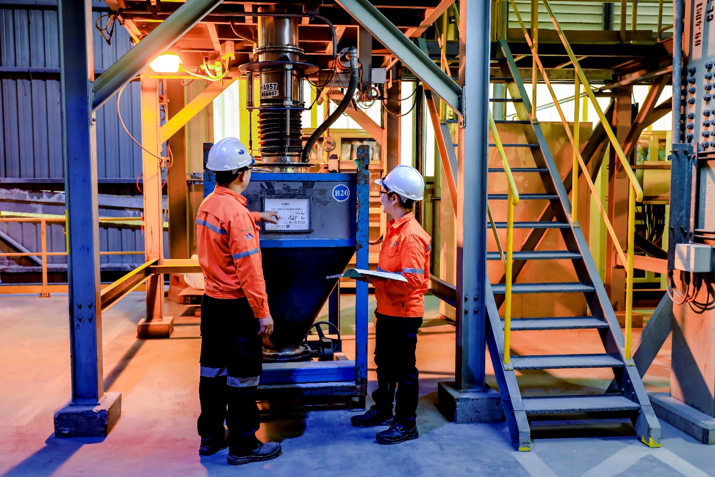 Giá tăng, không chịu thuế đối ứng, Masan High-Tech Materials chiếm lợi thế vật liệu công nghệ cao- Ảnh 1. Giá tăng, không chịu thuế đối ứng, Masan High-Tech Materials chiếm lợi thế vật liệu công nghệ cao- Ảnh 1.