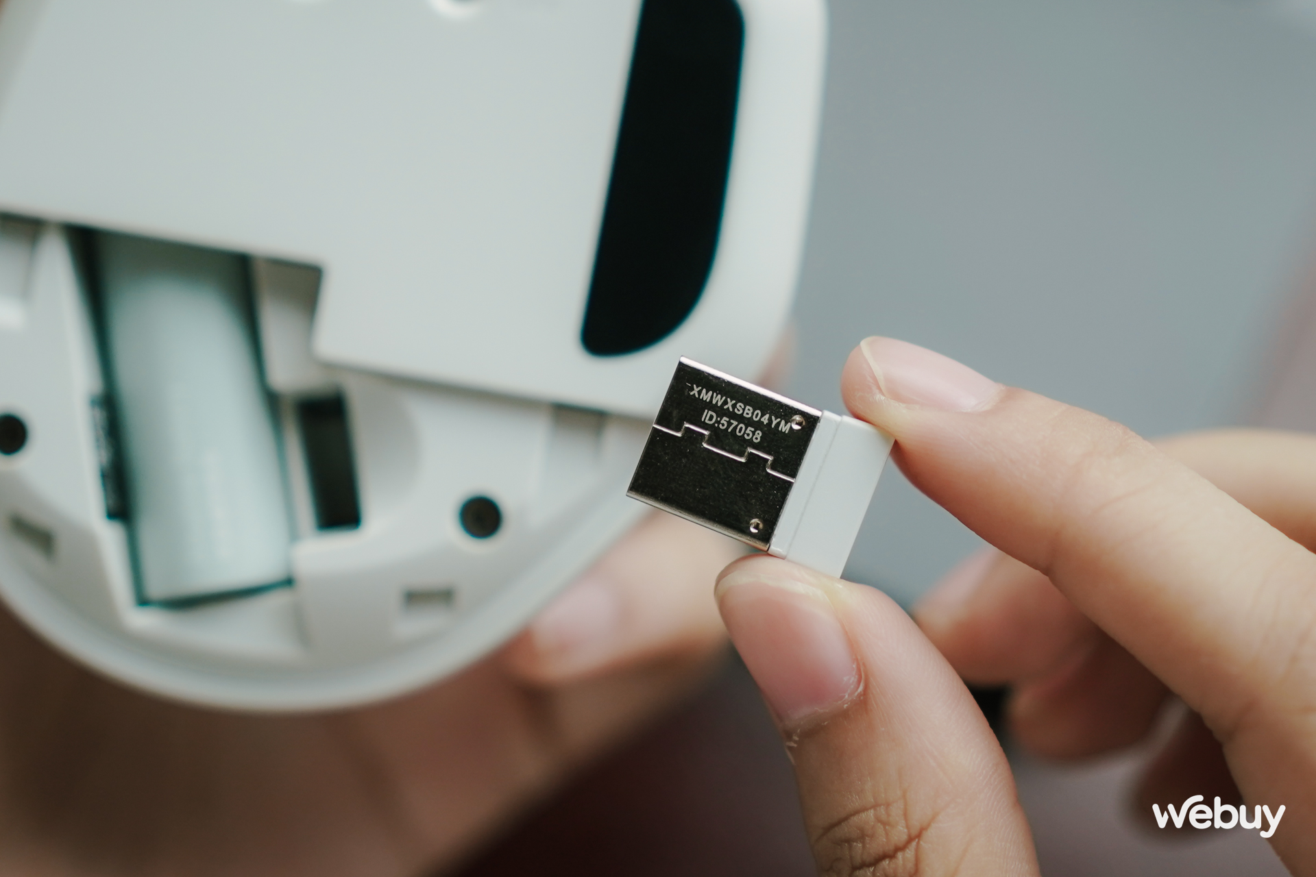 Dùng thử chuột công thái học giá chỉ 175.000 đồng của Xiaomi: Cầm nắm vừa tay, switch silent cực yên tĩnh, pin nửa dùng nửa năm- Ảnh 13. Dùng thử chuột công thái học giá chỉ 175.000 đồng của Xiaomi: Cầm nắm vừa tay, switch silent cực yên tĩnh, pin nửa dùng nửa năm- Ảnh 13.