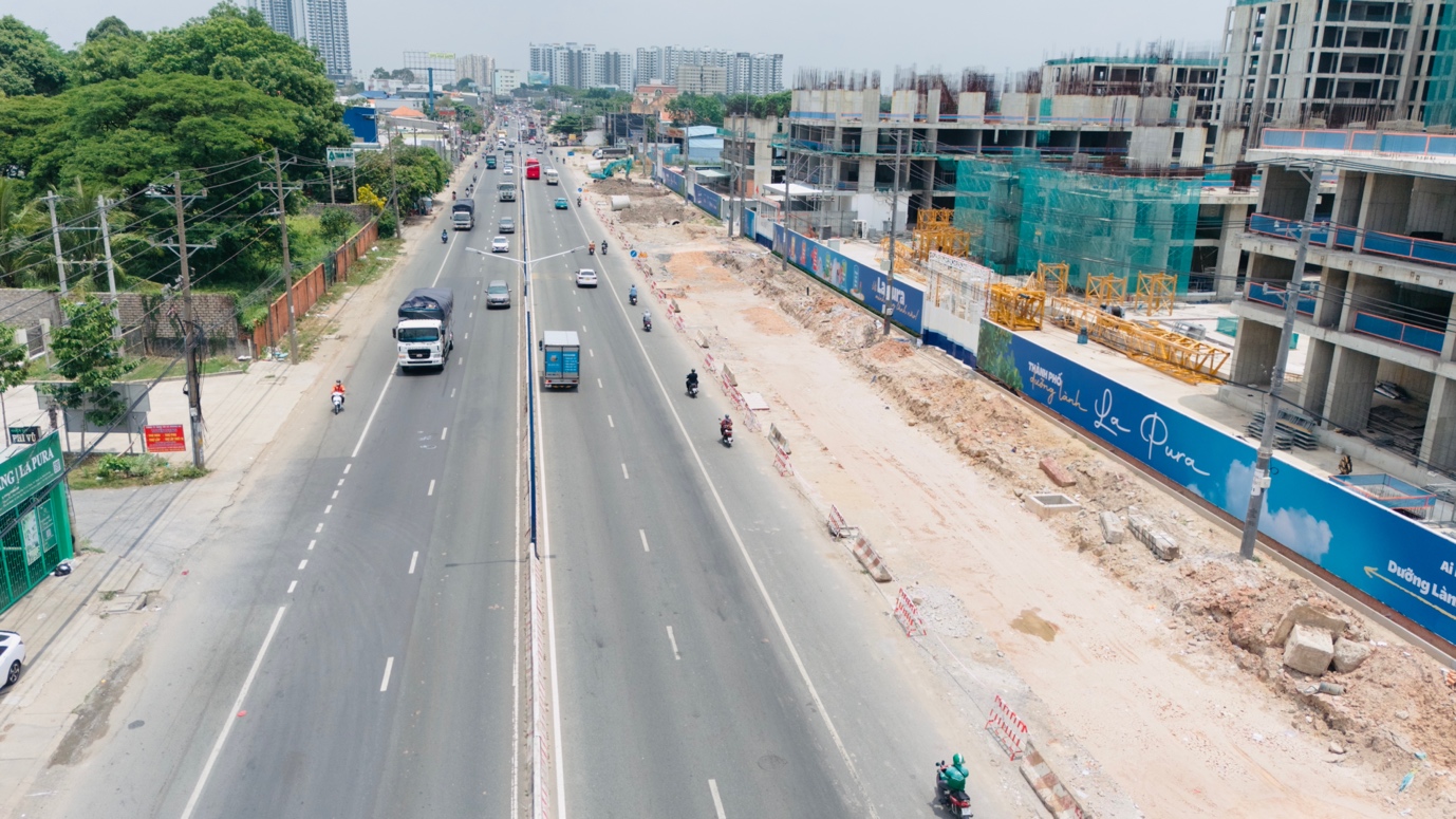 Trước khi sáp nhập, bất động sản Bình Dương vốn vững vàng thế “ba chân”- Ảnh 2. Trước khi sáp nhập, bất động sản Bình Dương vốn vững vàng thế “ba chân”- Ảnh 2.