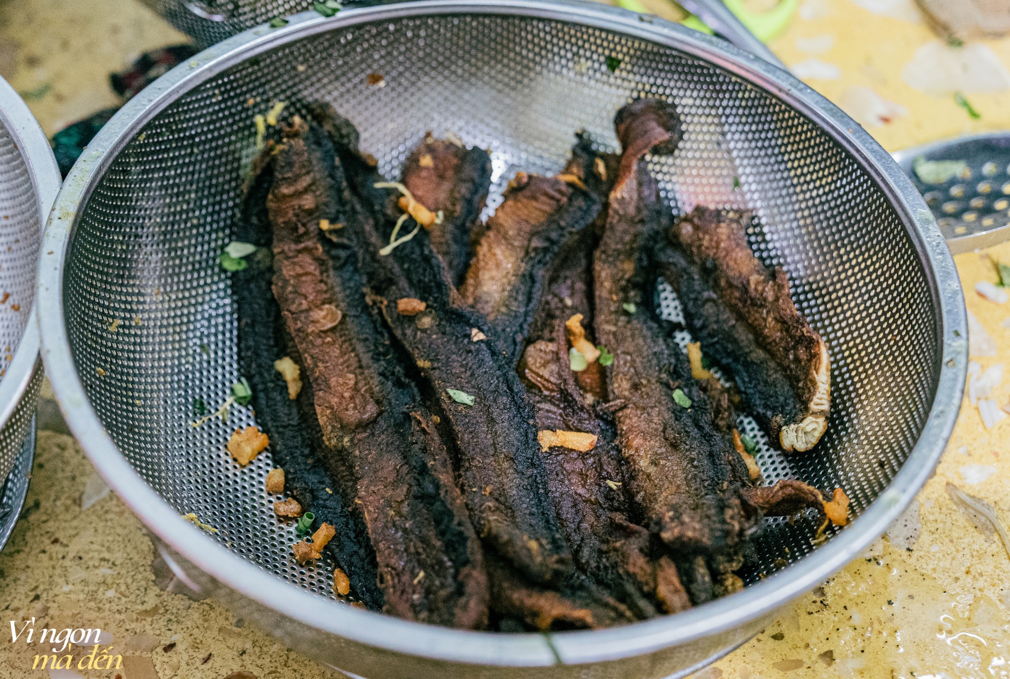 Đi Hưng Yên không biết ăn gì? Nhất định phải thử bún thang lươn và bánh cuốn Mễ Sở, 2 món ăn mộc mạc nhưng đặc biệt gây thương nhớ- Ảnh 13. Đi Hưng Yên không biết ăn gì? Nhất định phải thử bún thang lươn và bánh cuốn Mễ Sở, 2 món ăn mộc mạc nhưng đặc biệt gây thương nhớ- Ảnh 13.