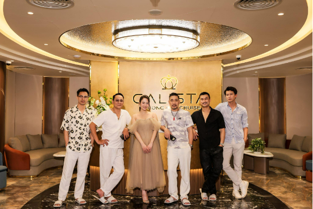 2 ngày 1 đêm trên du thuyền Calista Halong Bay Cruise - trải nghiệm nghỉ dưỡng sang trọng giữa Vịnh Hạ Long cùng dàn diễn viên “phim giờ vàng” VTV- Ảnh 1.