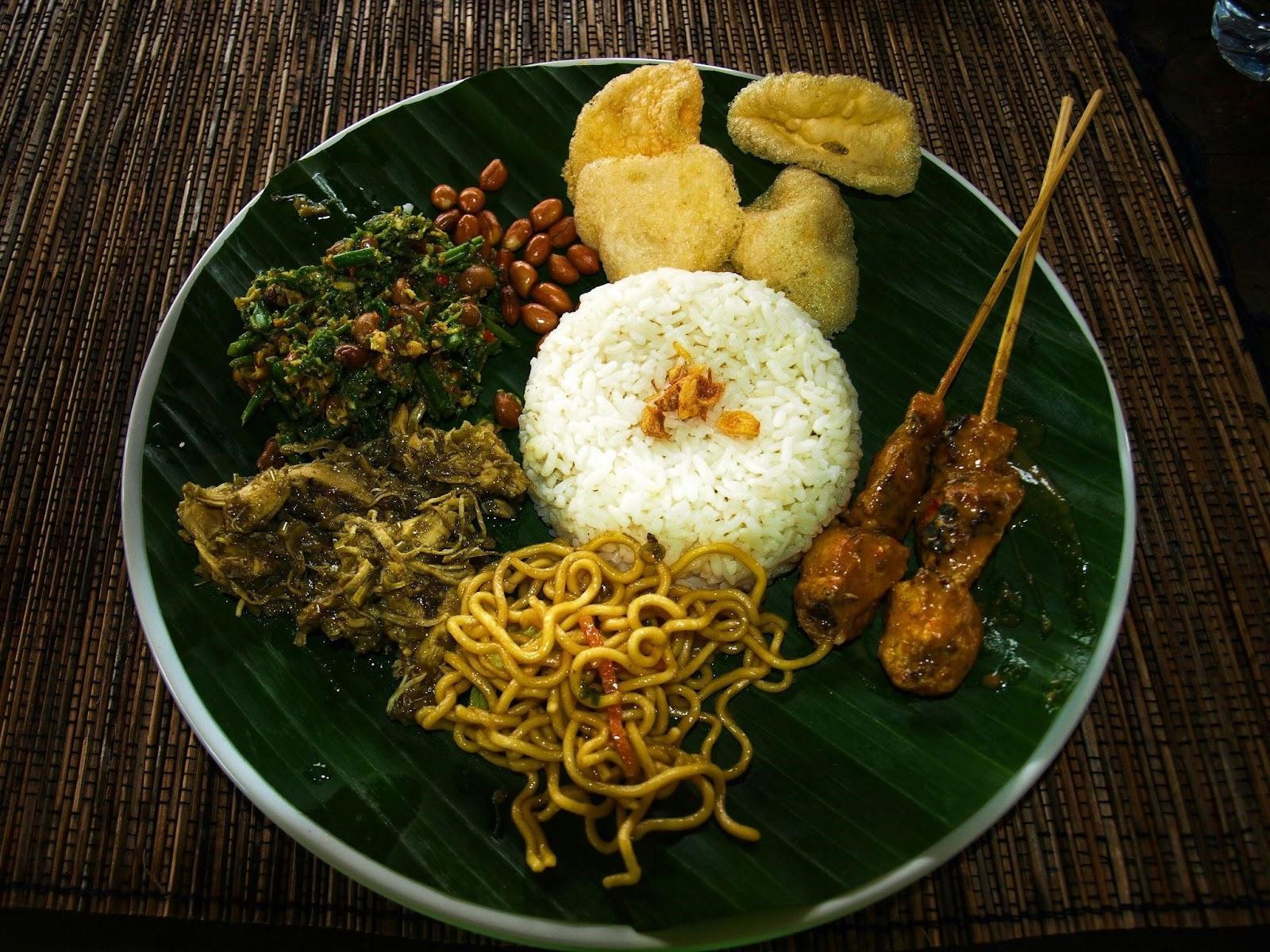 "Nạp năng lượng" ngày lễ ở Hà Nội: Khám phá ẩm thực đa dạng- Ảnh 3. "Nạp năng lượng" ngày lễ ở Hà Nội: Khám phá ẩm thực đa dạng- Ảnh 3.
