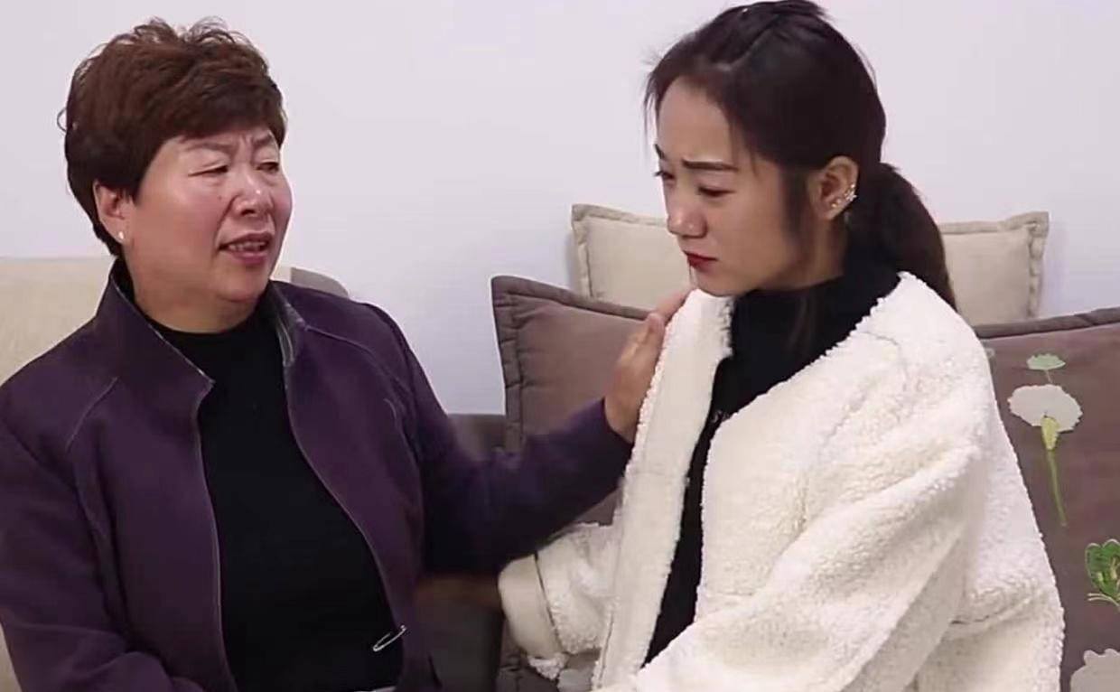 Mẹ chồng tới thăm, phát hiện ra chuyện bất bình nên tìm cách dạy lại con trai, trước khi về, bà để lại tờ giấy khiến ai đọc được cũng ngậm ngùi- Ảnh 1. Mẹ chồng tới thăm, phát hiện ra chuyện bất bình nên tìm cách dạy lại con trai, trước khi về, bà để lại tờ giấy khiến ai đọc được cũng ngậm ngùi- Ảnh 1.