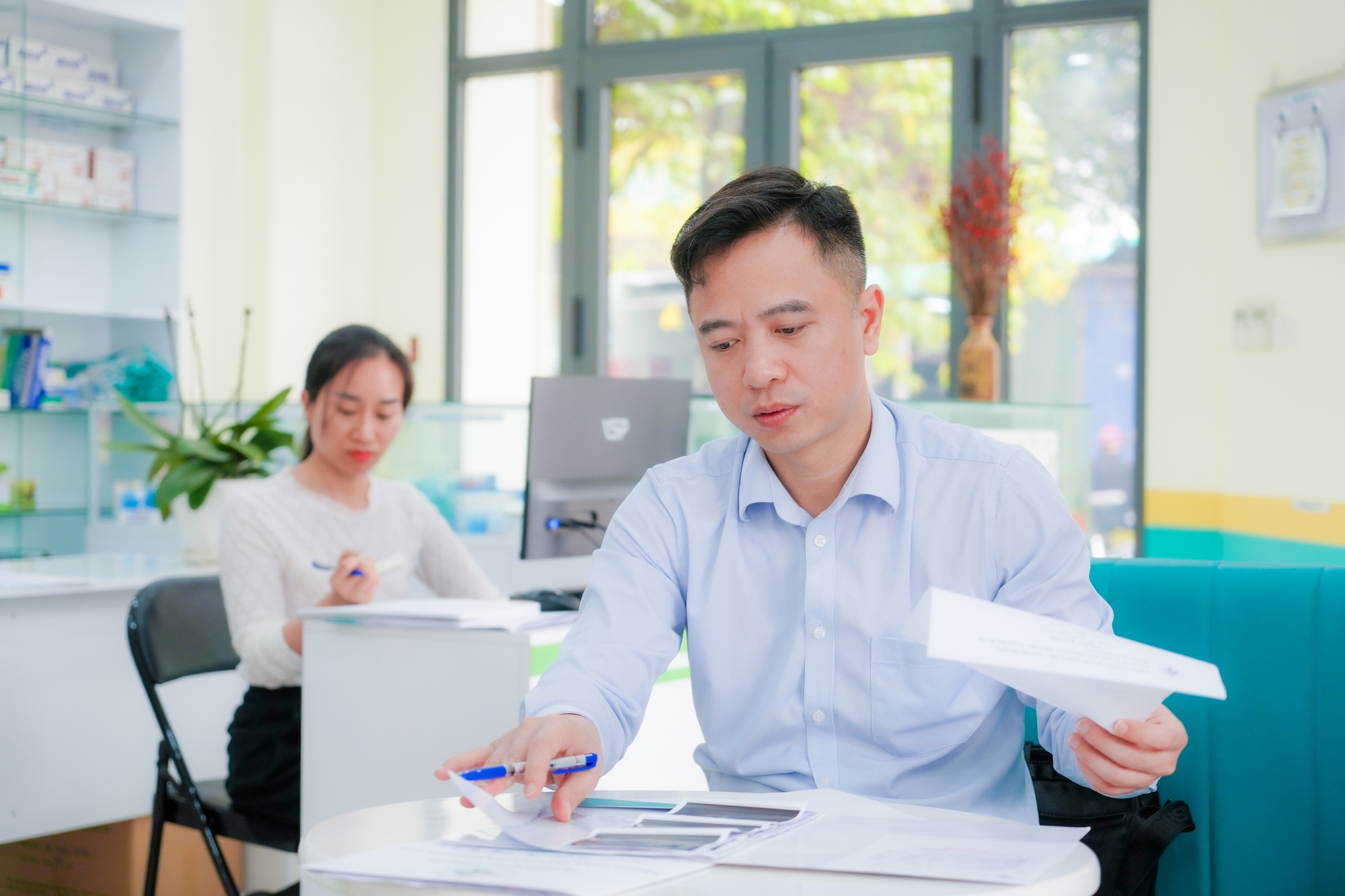 Đời thứ 11 Vĩnh Long Đường là BS Học viện Quân y chuyên ung bướu và phẫu thuật thẩm mỹ: "Mình không muốn chỉ dừng lại ở việc kế thừa!"- Ảnh 10. Đời thứ 11 Vĩnh Long Đường là BS Học viện Quân y chuyên ung bướu và phẫu thuật thẩm mỹ: "Mình không muốn chỉ dừng lại ở việc kế thừa!"- Ảnh 10.
