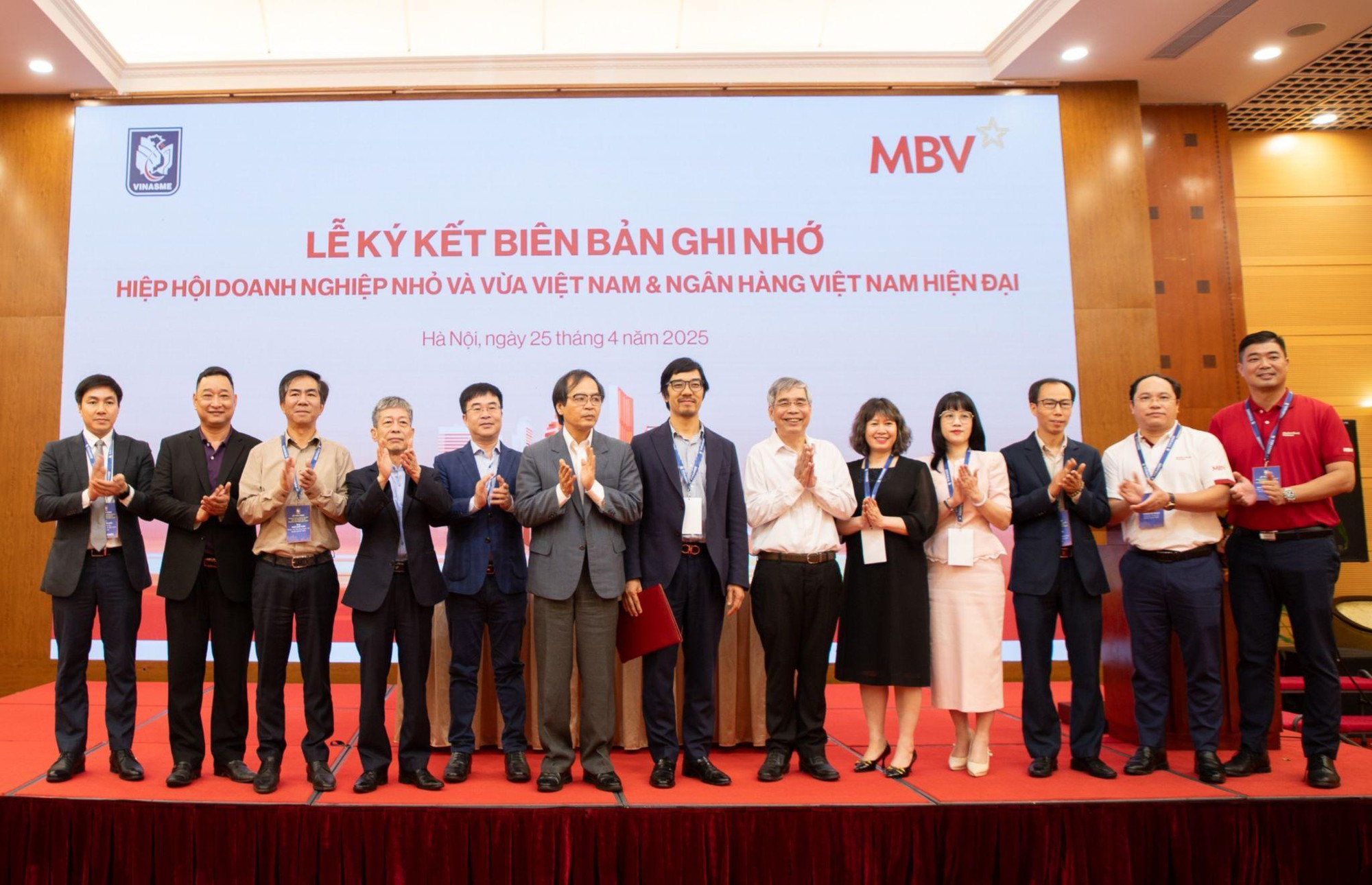 MBV hợp tác với VINASME đẩy mạnh giải pháp tài chính "may đo" cho SME- Ảnh 1. MBV hợp tác với VINASME đẩy mạnh giải pháp tài chính "may đo" cho SME- Ảnh 1.