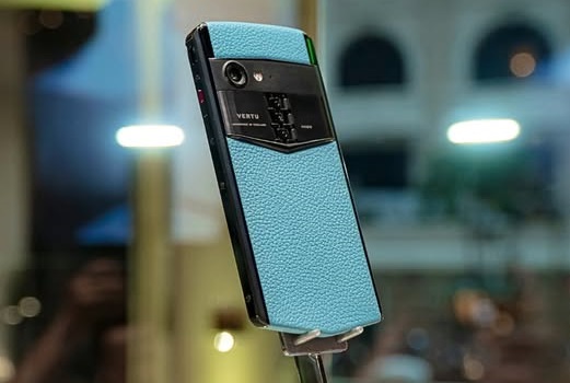 Đắt gấp 5 lần iPhone, điện thoại 160 triệu đồng sắp về tay giới thượng lưu Việt xịn cỡ nào?- Ảnh 2. Đắt gấp 5 lần iPhone, điện thoại 160 triệu đồng sắp về tay giới thượng lưu Việt xịn cỡ nào?- Ảnh 2.