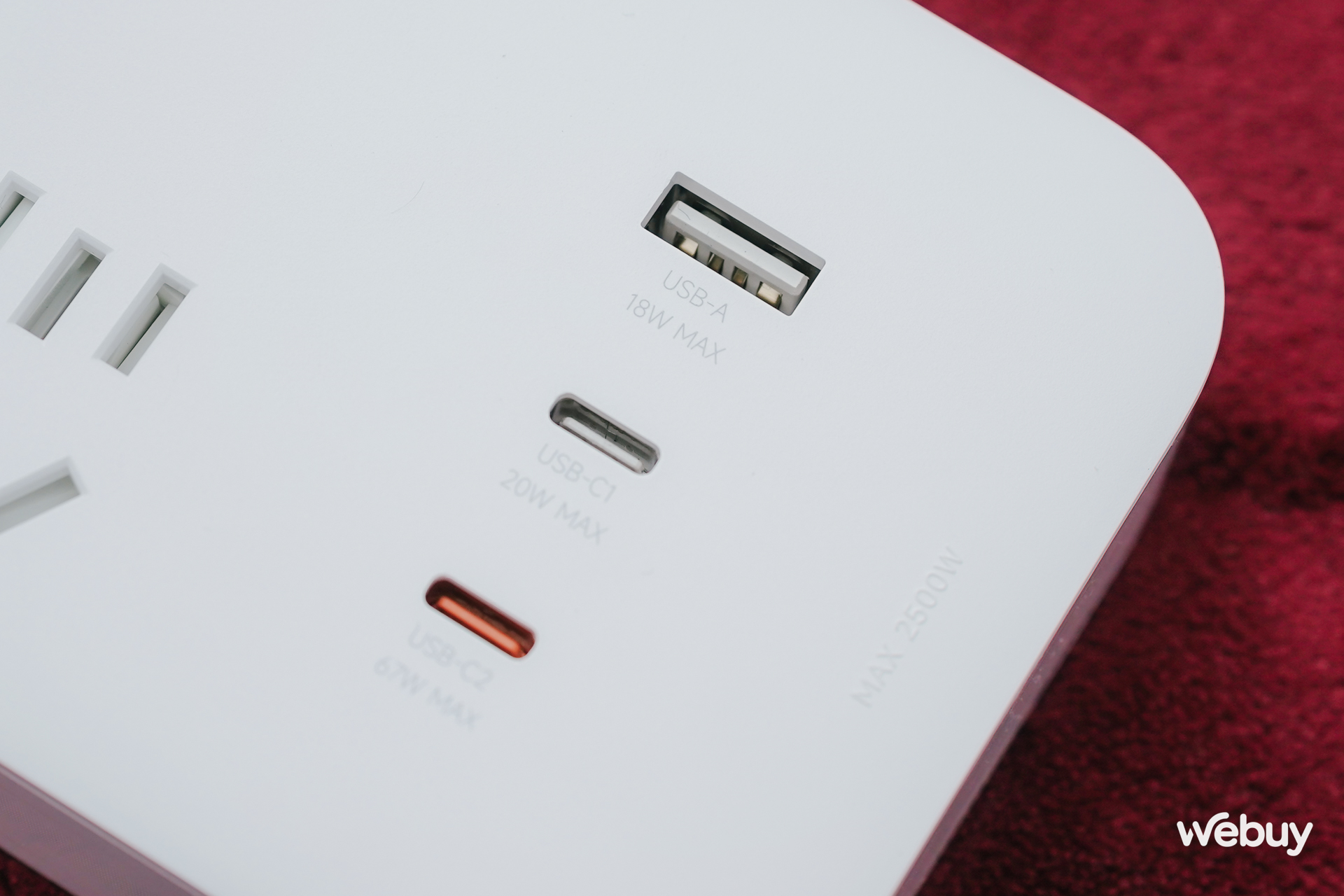 Dùng thử ổ cắm điện Xiaomi tích hợp USB-C 67W: Giá chỉ 350.000 đồng, gọn nhẹ, hỗ trợ đủ chuẩn sạc nhanh nhưng vẫn có một điểm cần lưu ý- Ảnh 10. Dùng thử ổ cắm điện Xiaomi tích hợp USB-C 67W: Giá chỉ 350.000 đồng, gọn nhẹ, hỗ trợ đủ chuẩn sạc nhanh nhưng vẫn có một điểm cần lưu ý- Ảnh 10.